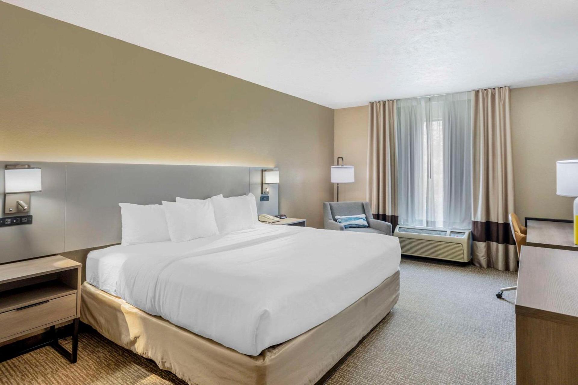 Comfort Inn Huntingdon photo 17