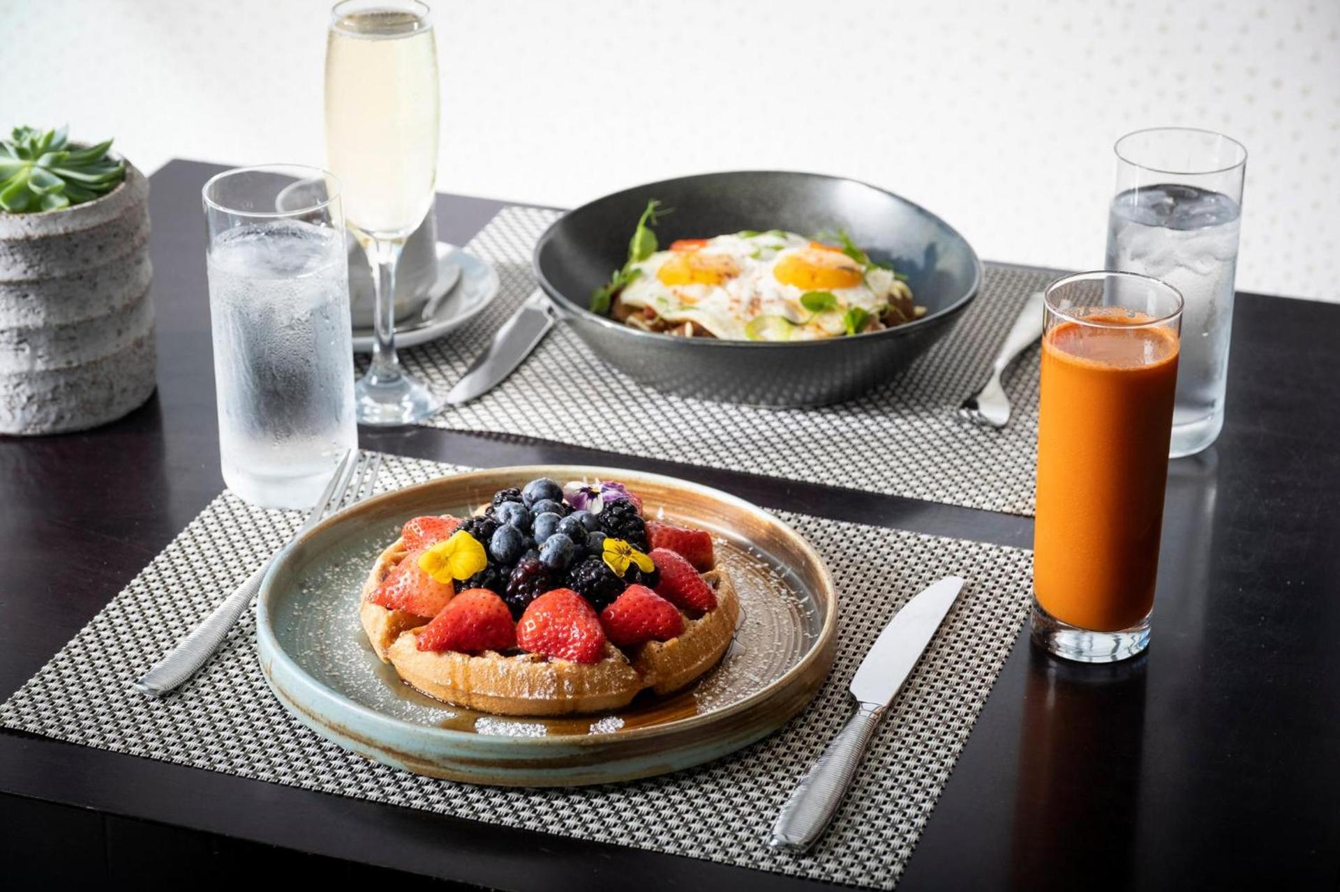 Kimpton EPIC Hotel by IHG photo 24