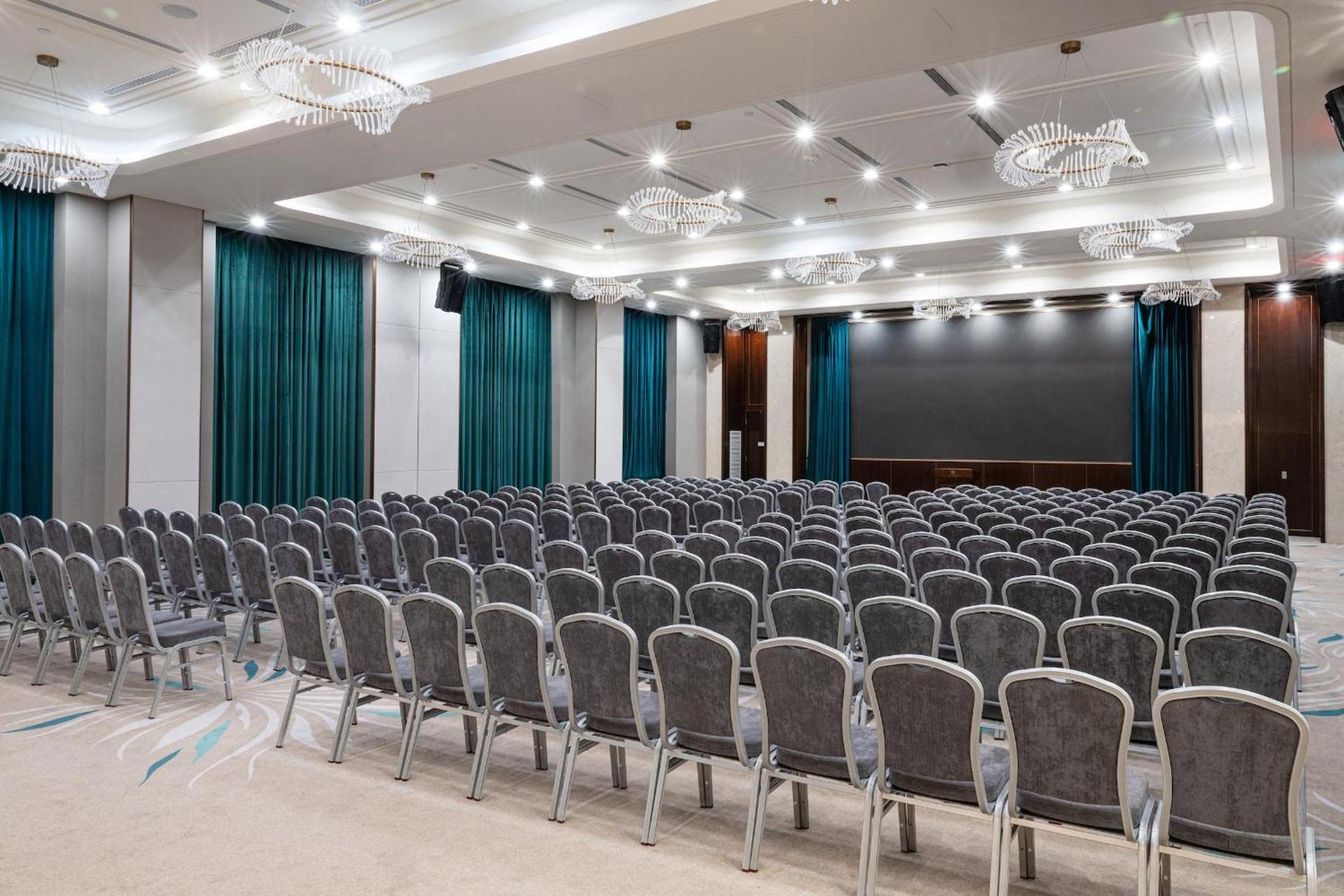 Blossom Hotel Houston, Curio Collection by Hilton photo 38