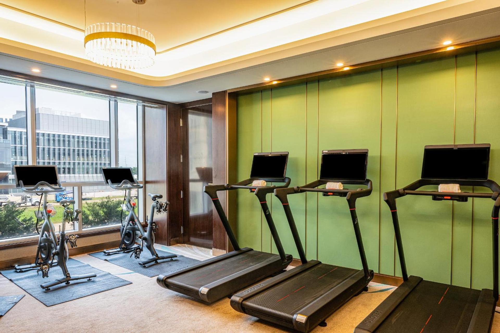 Blossom Hotel Houston, Curio Collection by Hilton photo 42