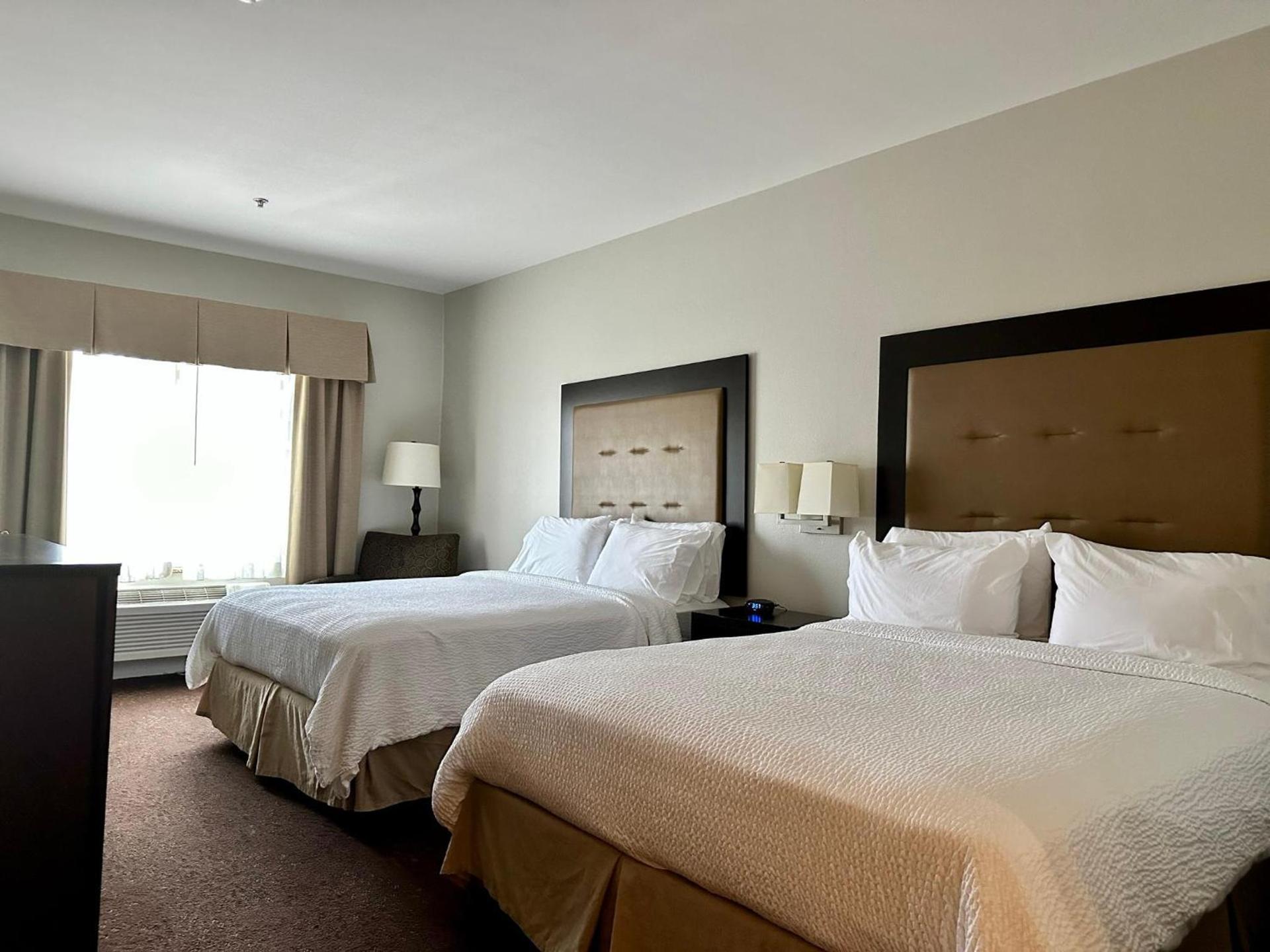 Holiday Inn Express Vancouver North by IHG photo 17