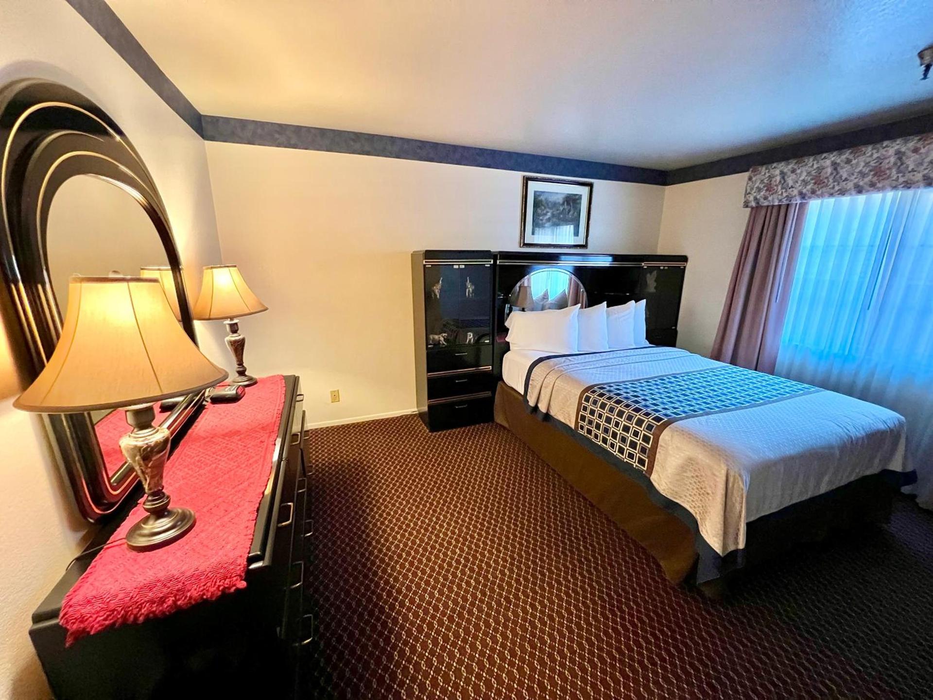Oakridge Inn photo 22