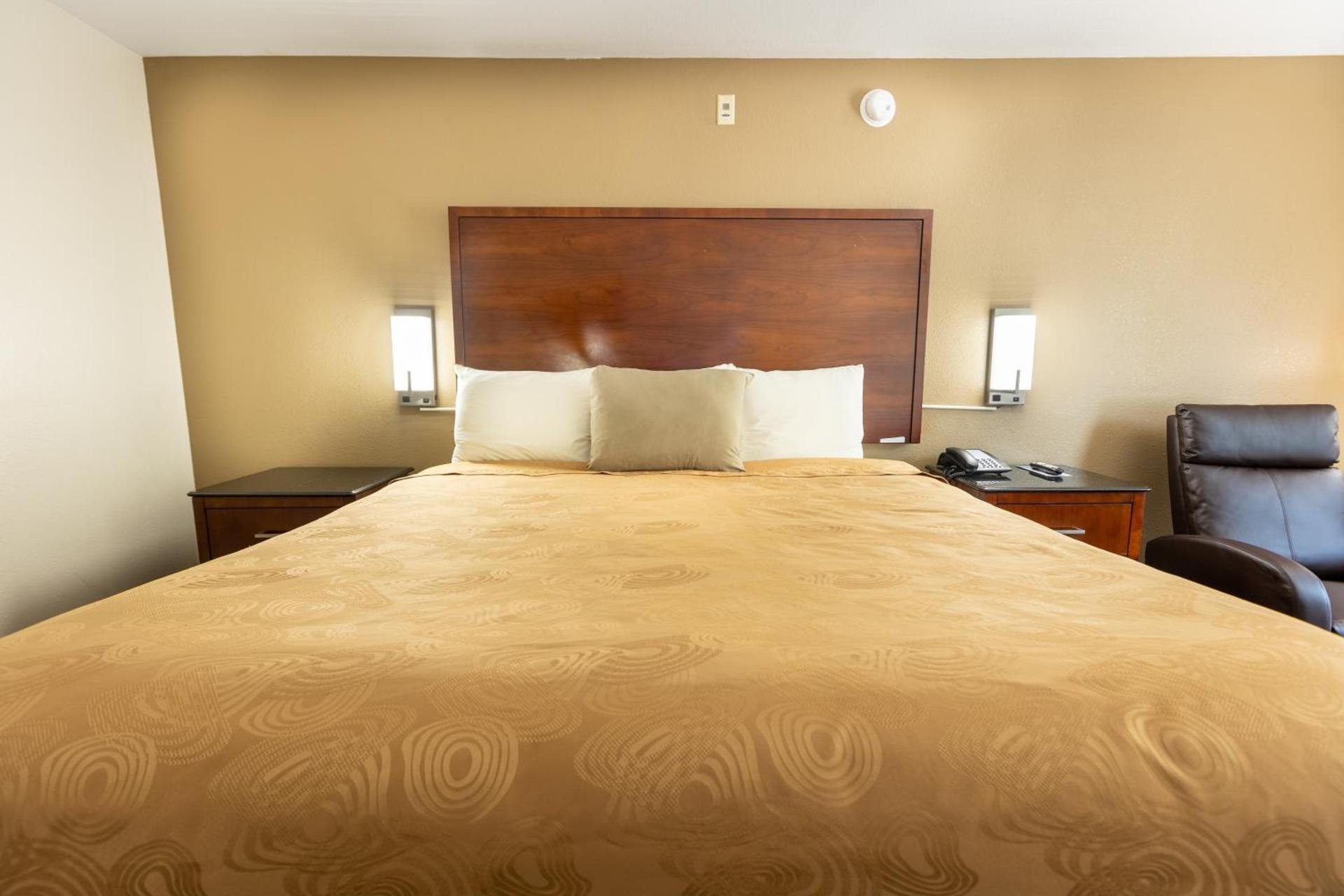 Rosebud Inn photo 59