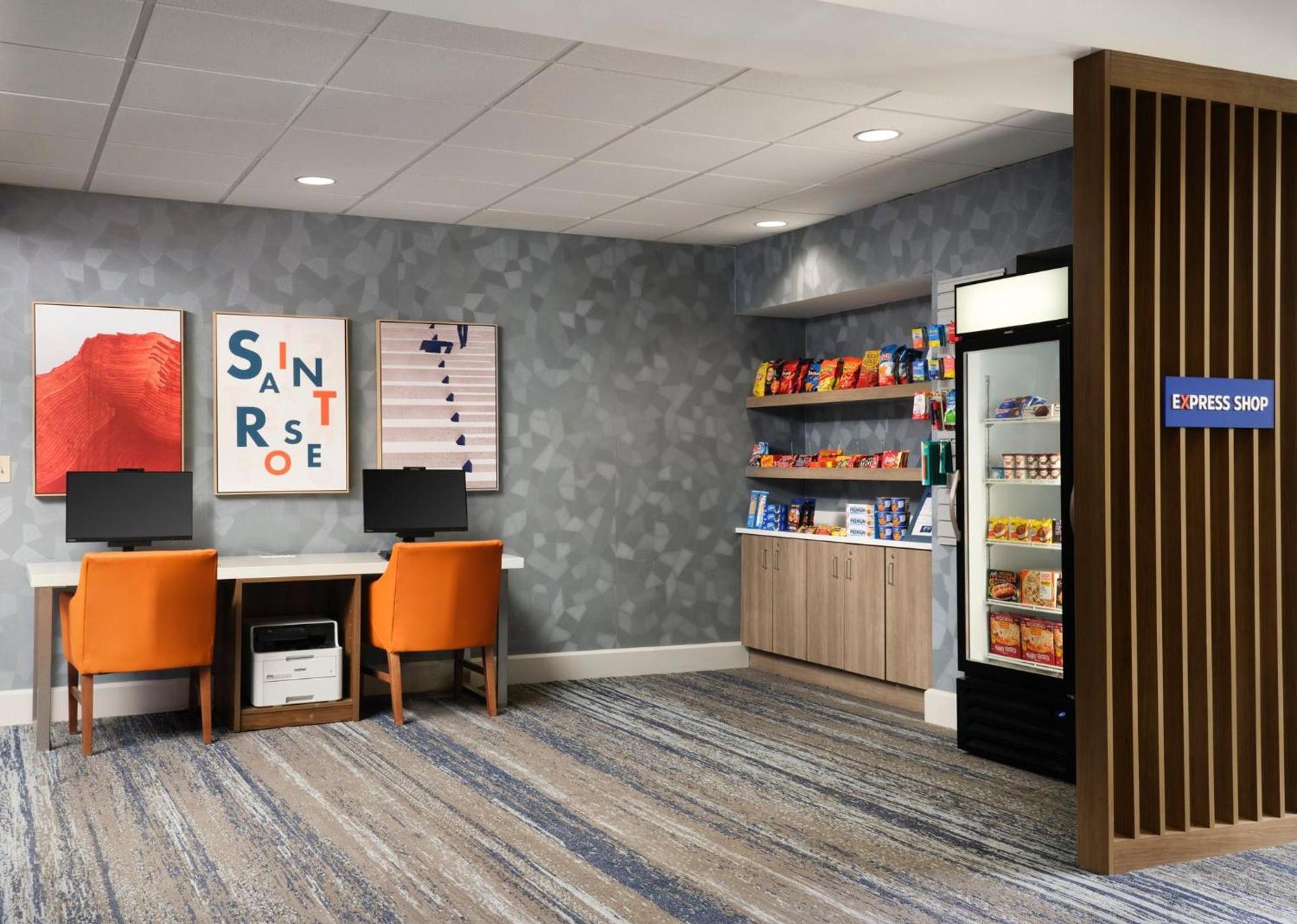 Holiday Inn Express and Suites New Orleans Airport by IHG photo 7