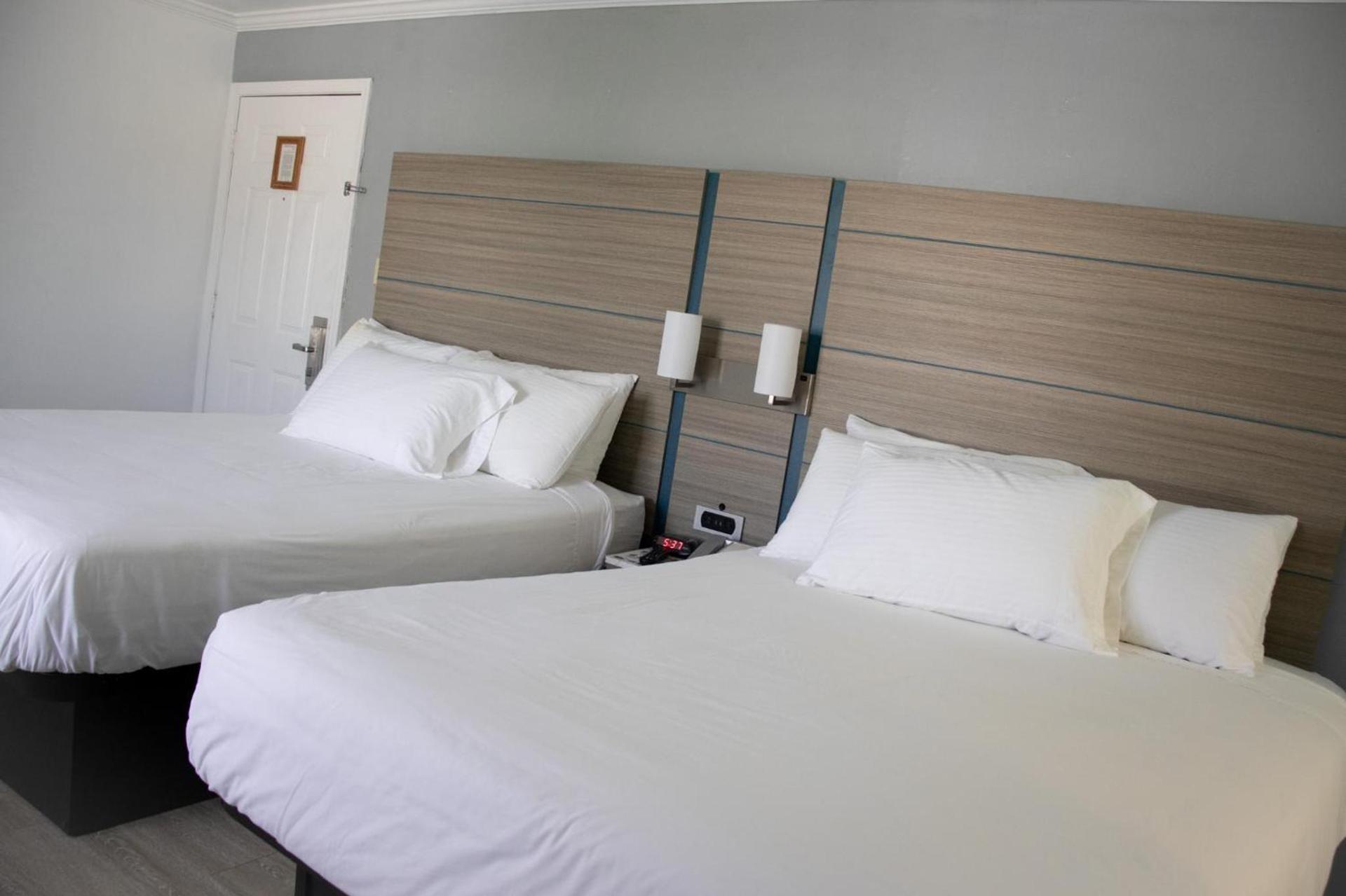 Discovery Inn photo 12