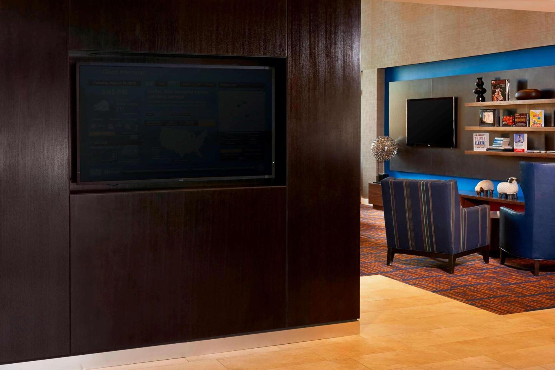Best Western Plus Elgin - Chicago photo 19