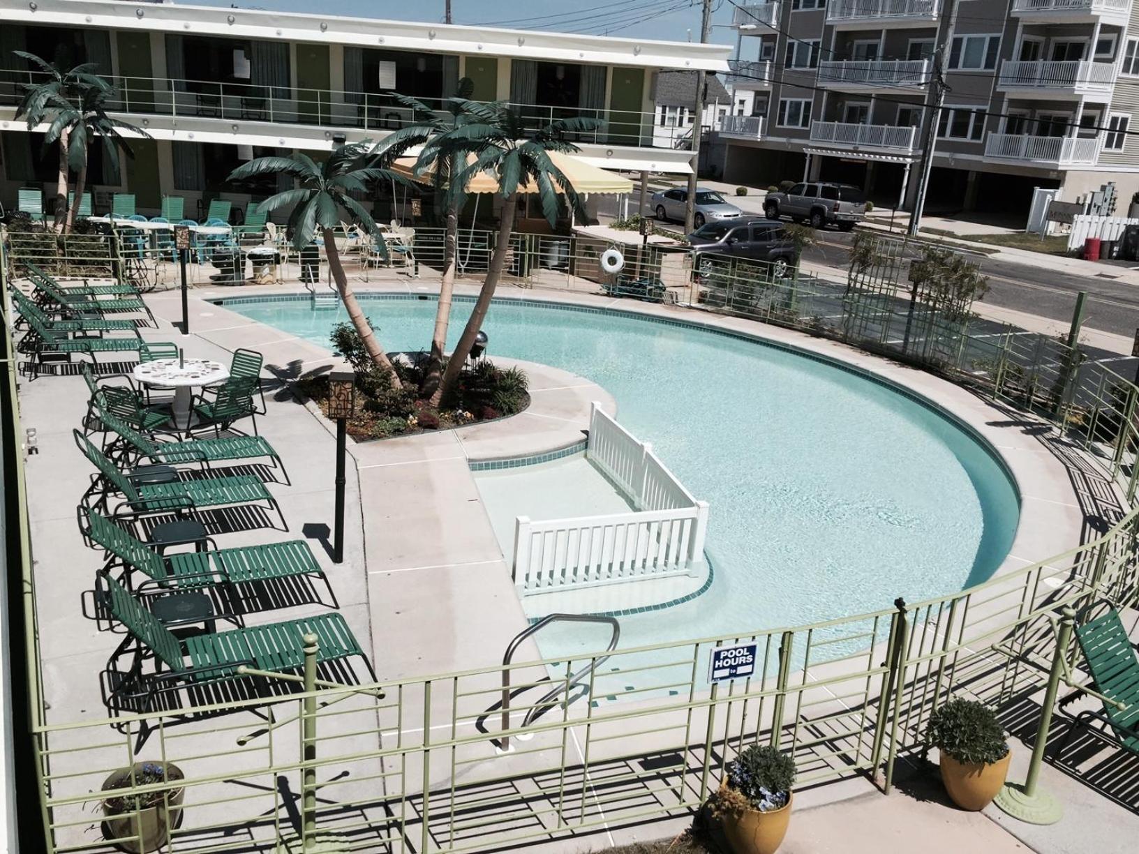 Caribbean Motel photo 22