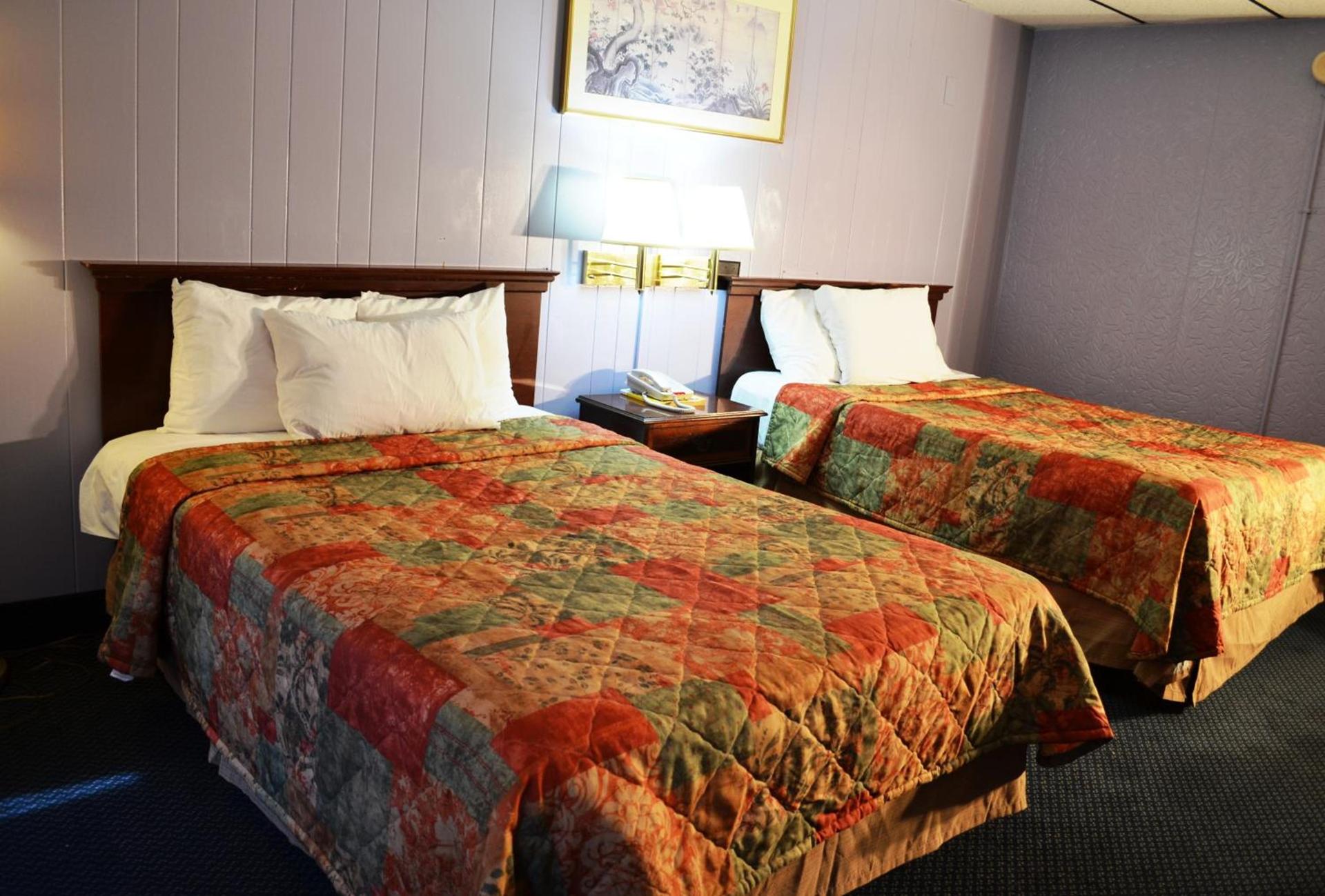 Economy Inn Bluefield photo 21