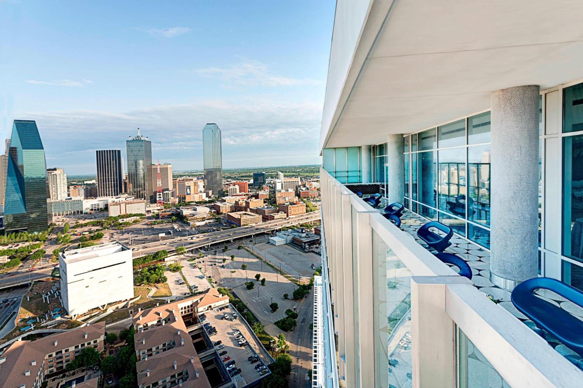 W Dallas photo 77