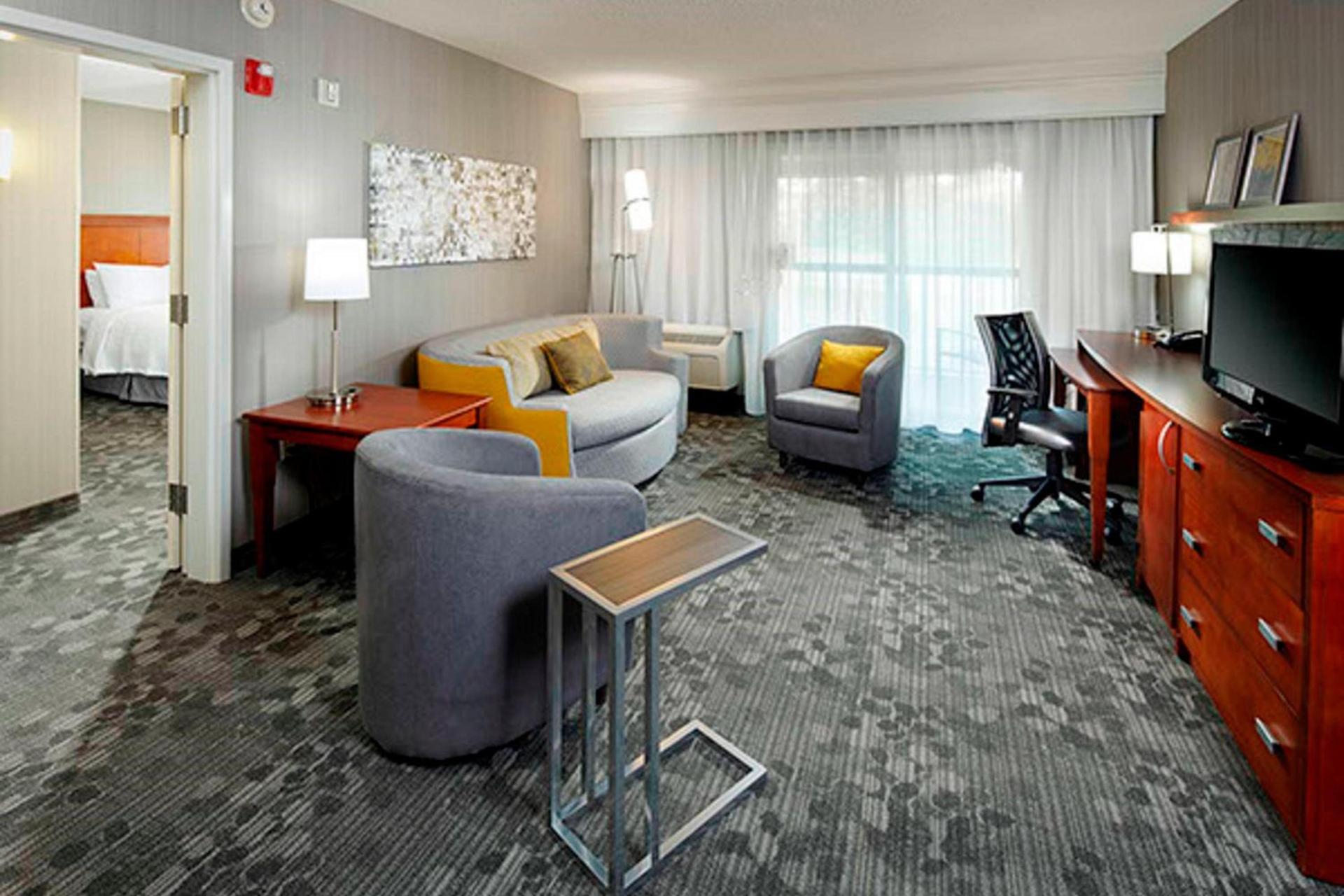 Courtyard by Marriott Akron Stow photo 29