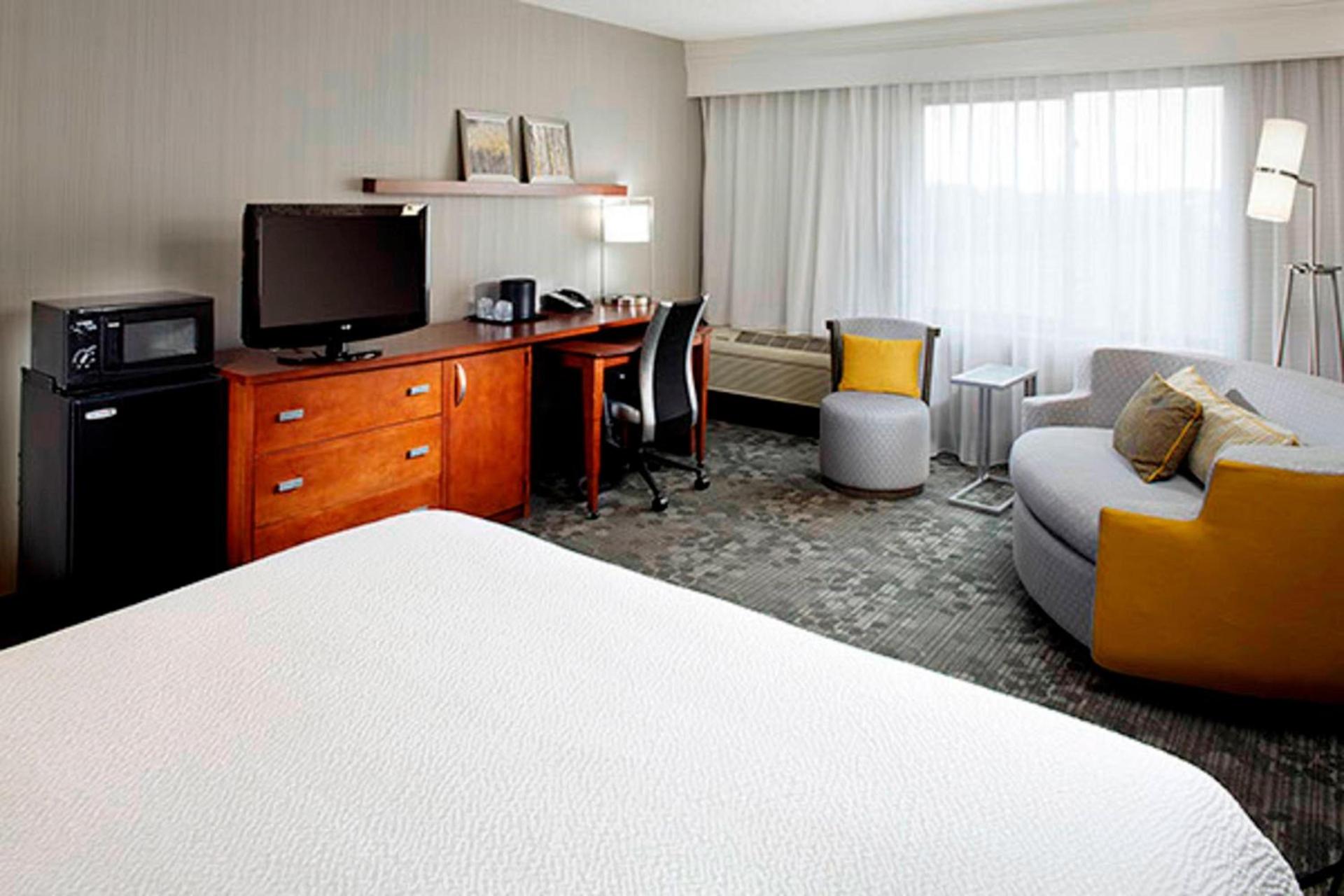 Courtyard by Marriott Akron Stow photo 27