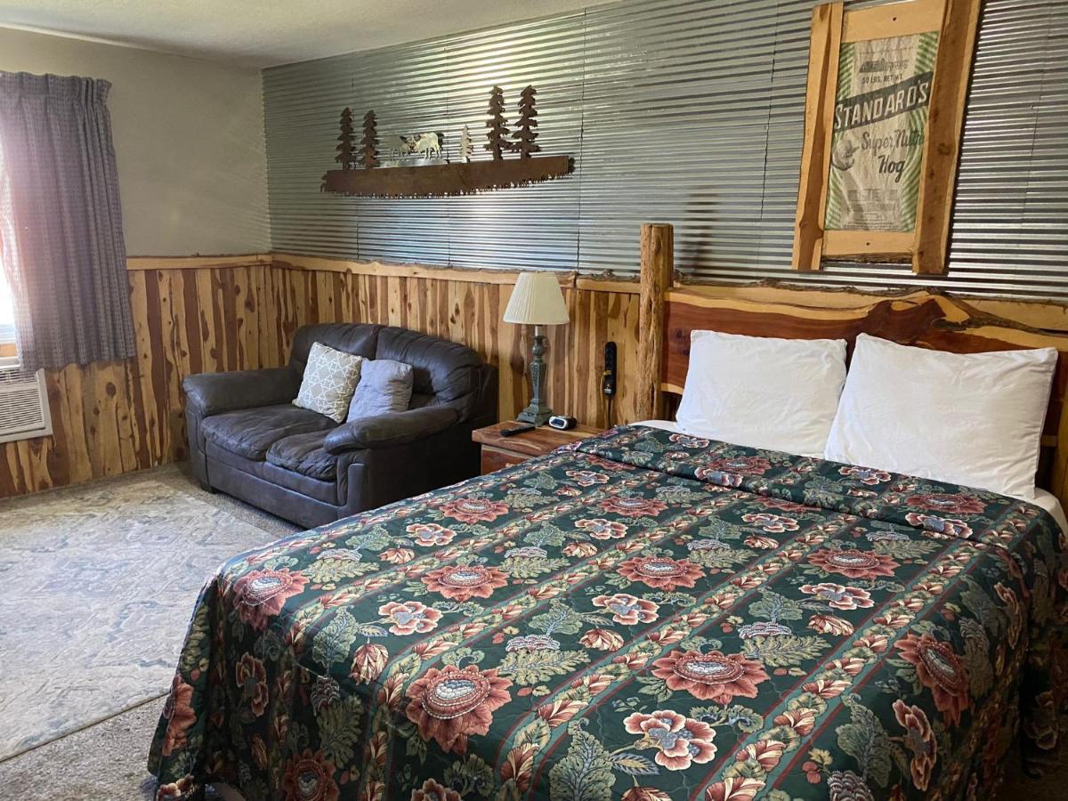 Celebrity Inn photo 6
