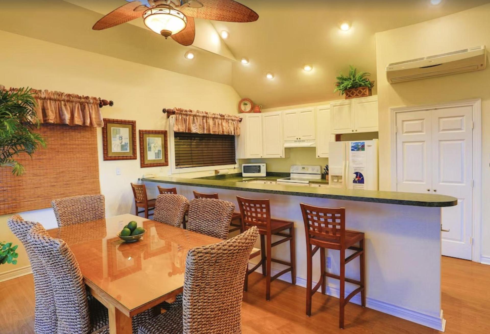 Beachfront Villa North Shore Oahu photo 6