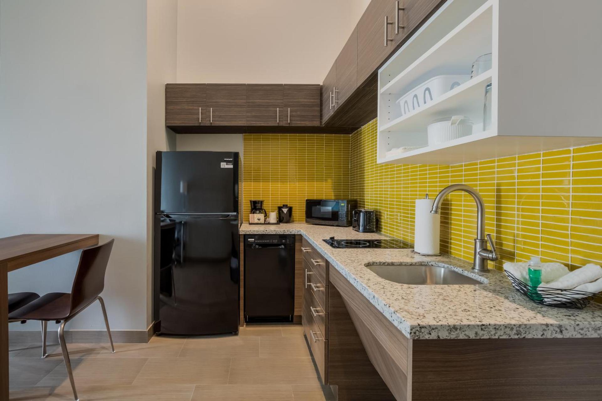 Hawthorn Extended Stay by Wyndham Sulphur Lake Charles photo 18