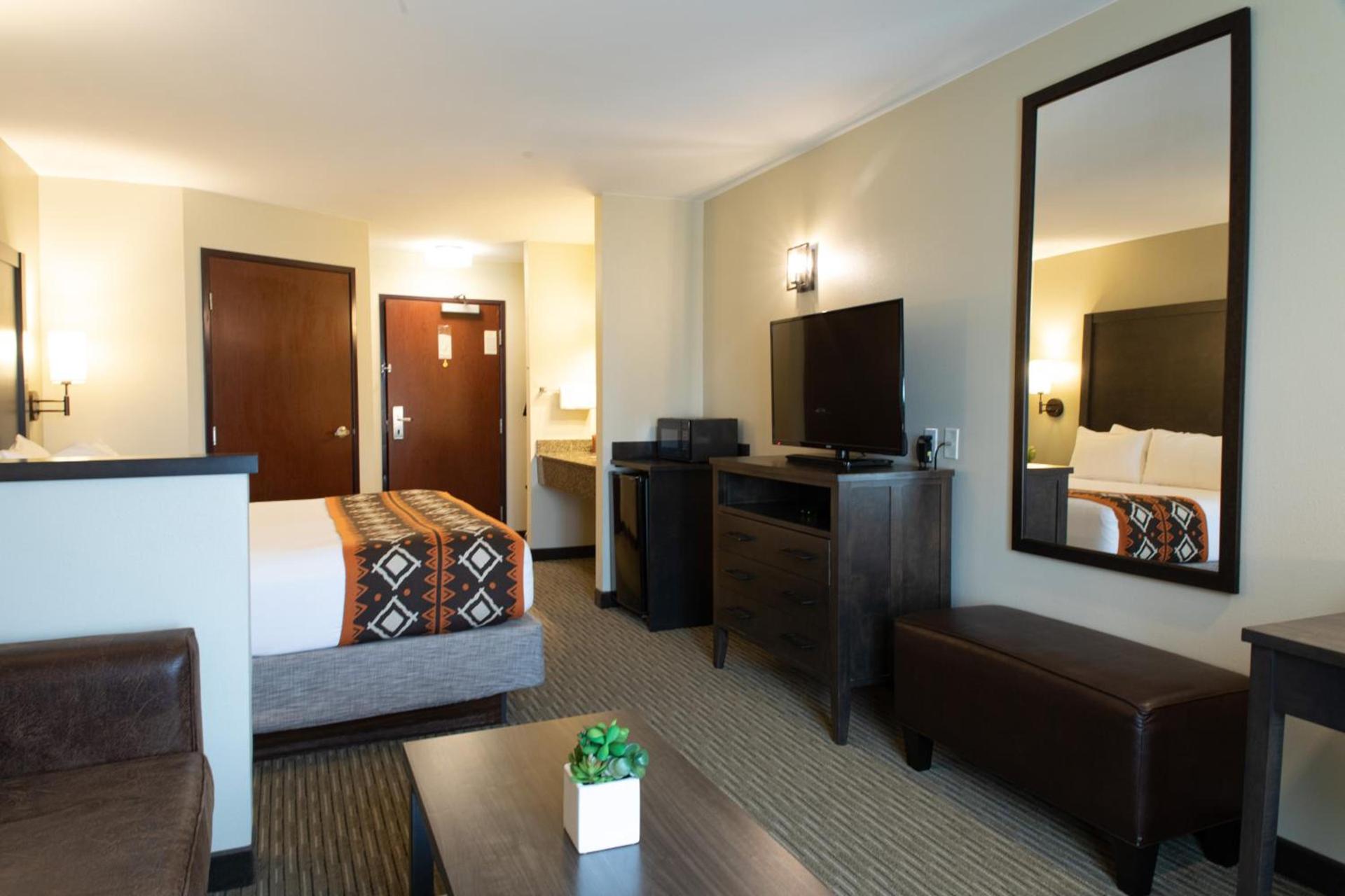 Oxford Suites Pendleton photo 17