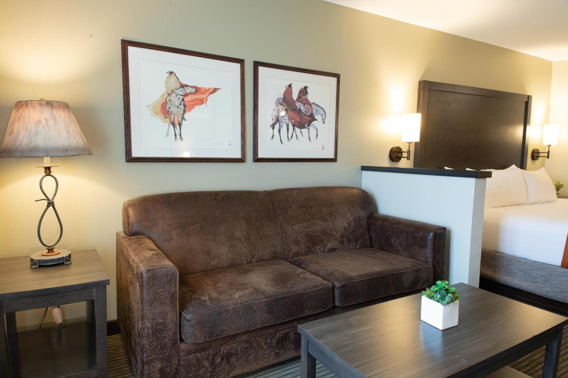 Oxford Suites Pendleton photo 22