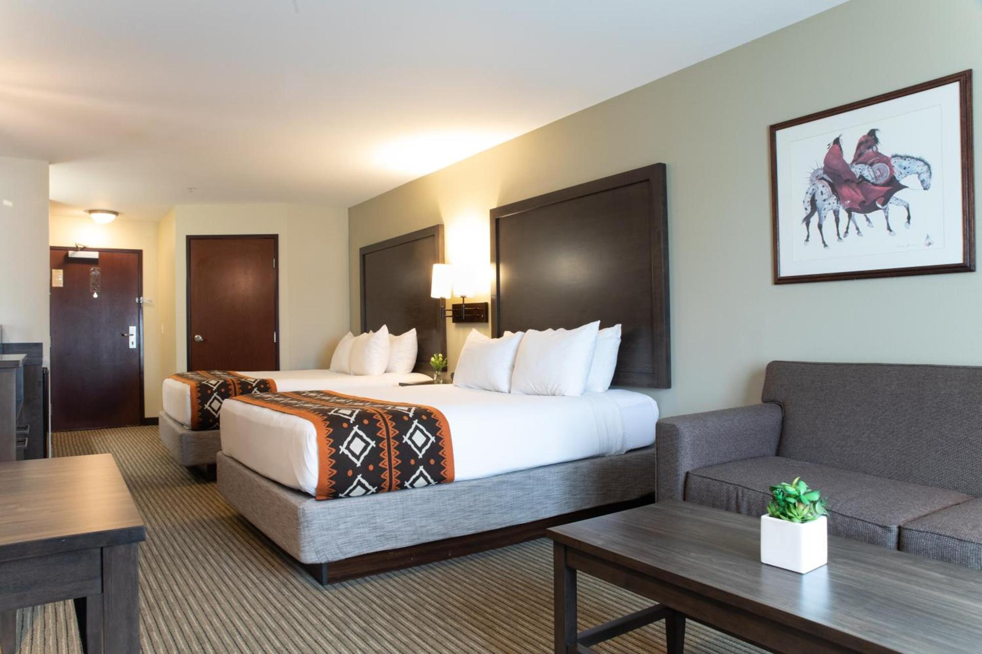 Oxford Suites Pendleton photo 23