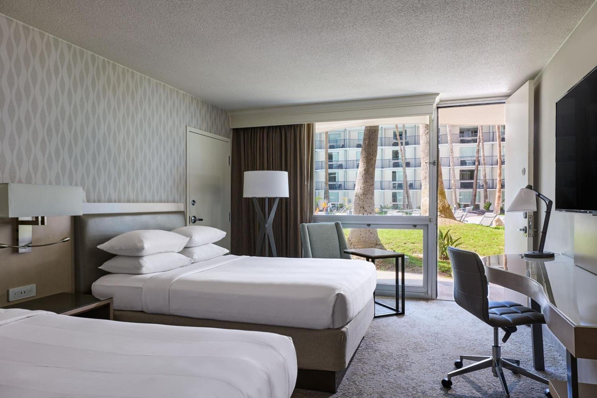 Los Angeles Airport Marriott photo 9