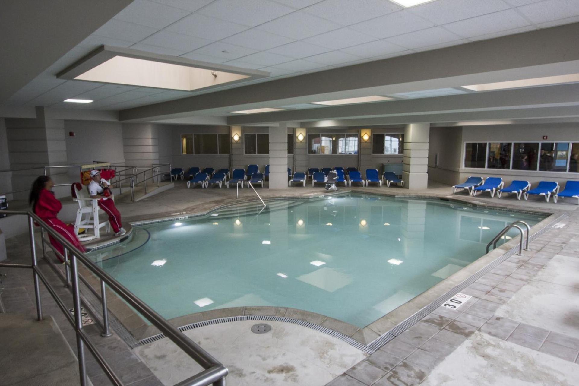 Cedar Point Hotel Breakers photo 11