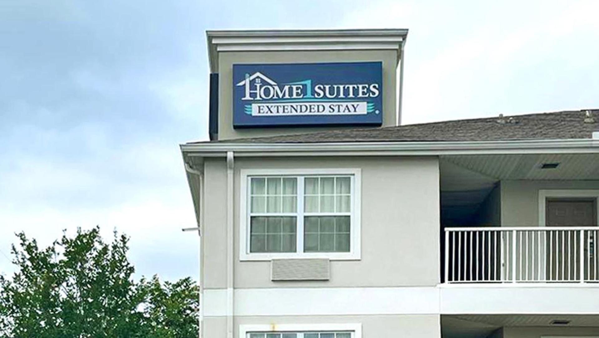 Home 1 Suites Extended Stay photo 31