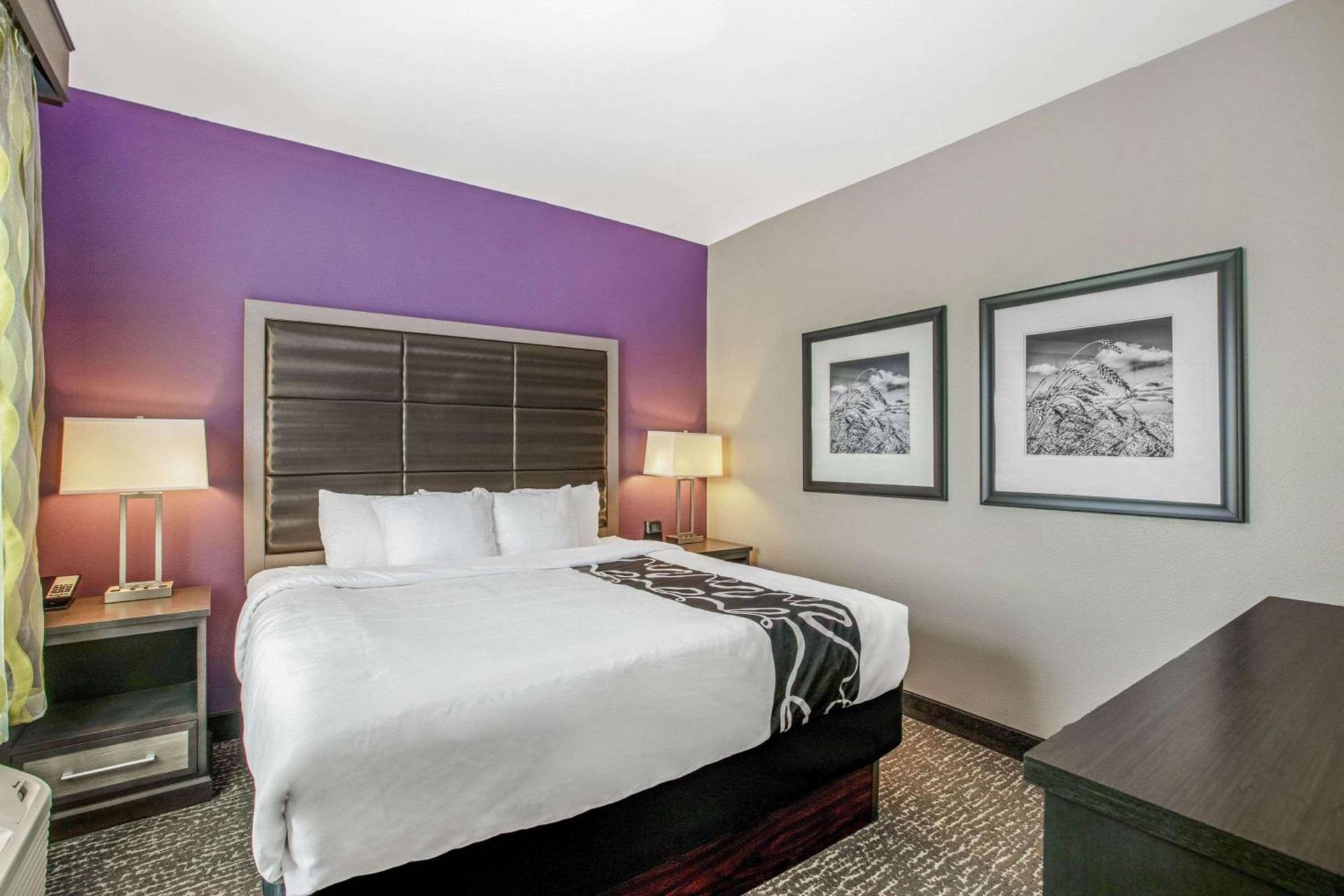 La Quinta by Wyndham Kearney photo 24