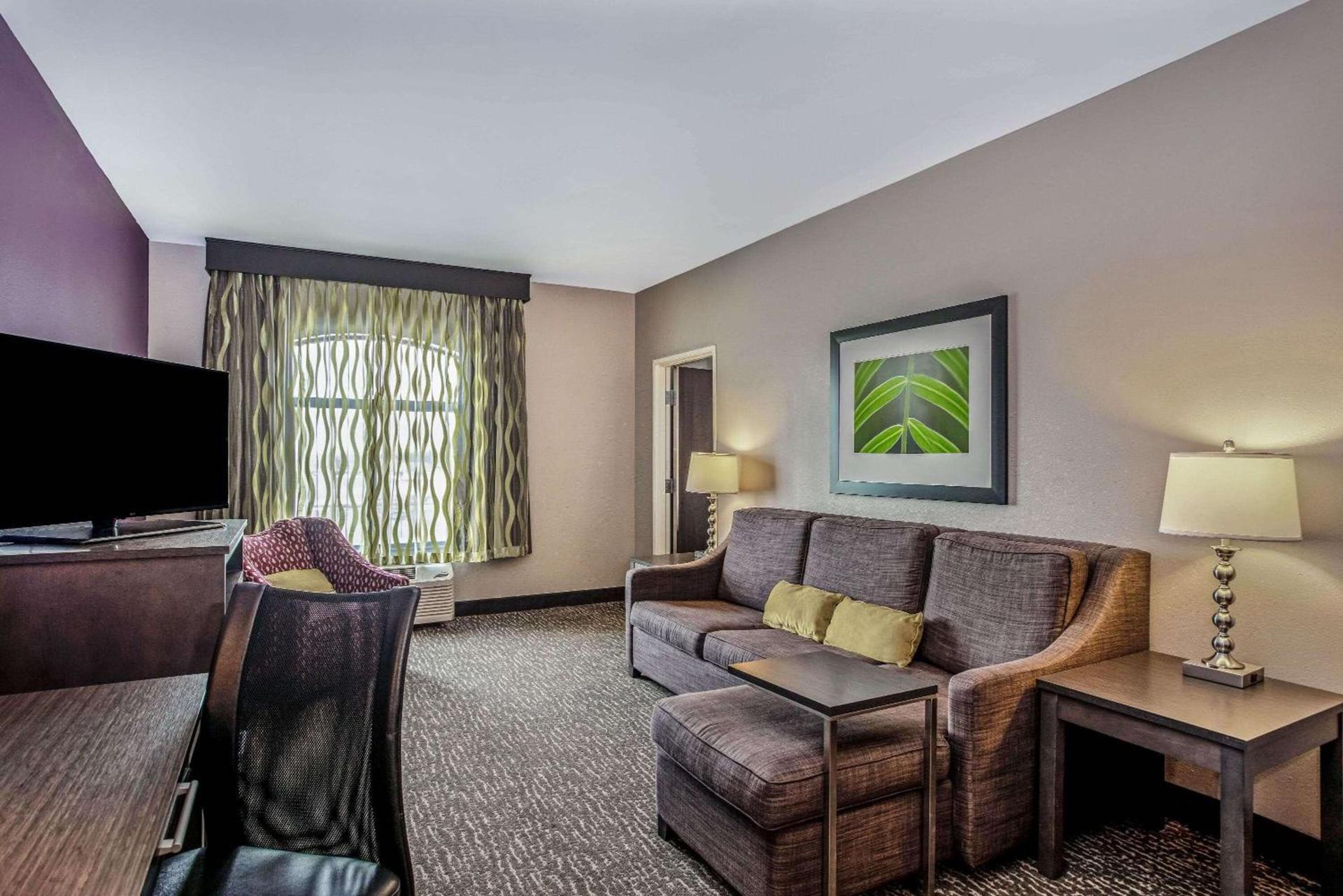 La Quinta by Wyndham Kearney photo 27