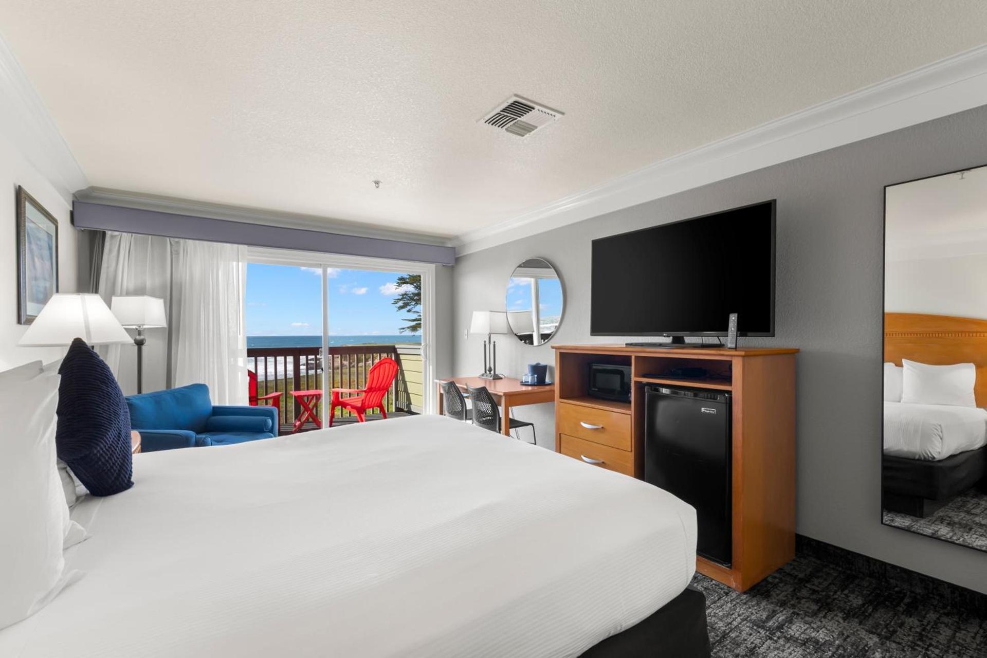 Beachcomber Motel photo 29