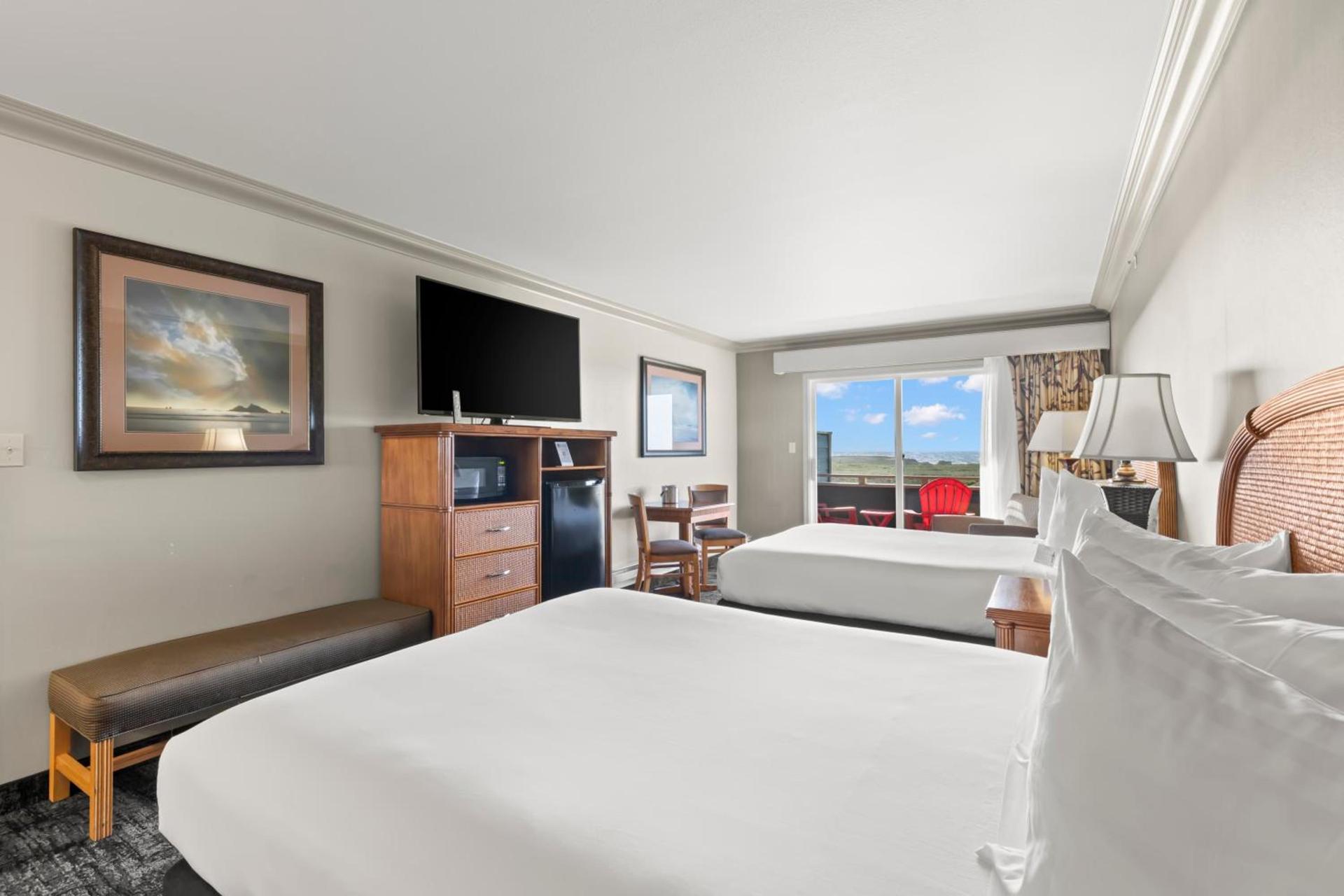 Surf and Sand Lodge photo 31