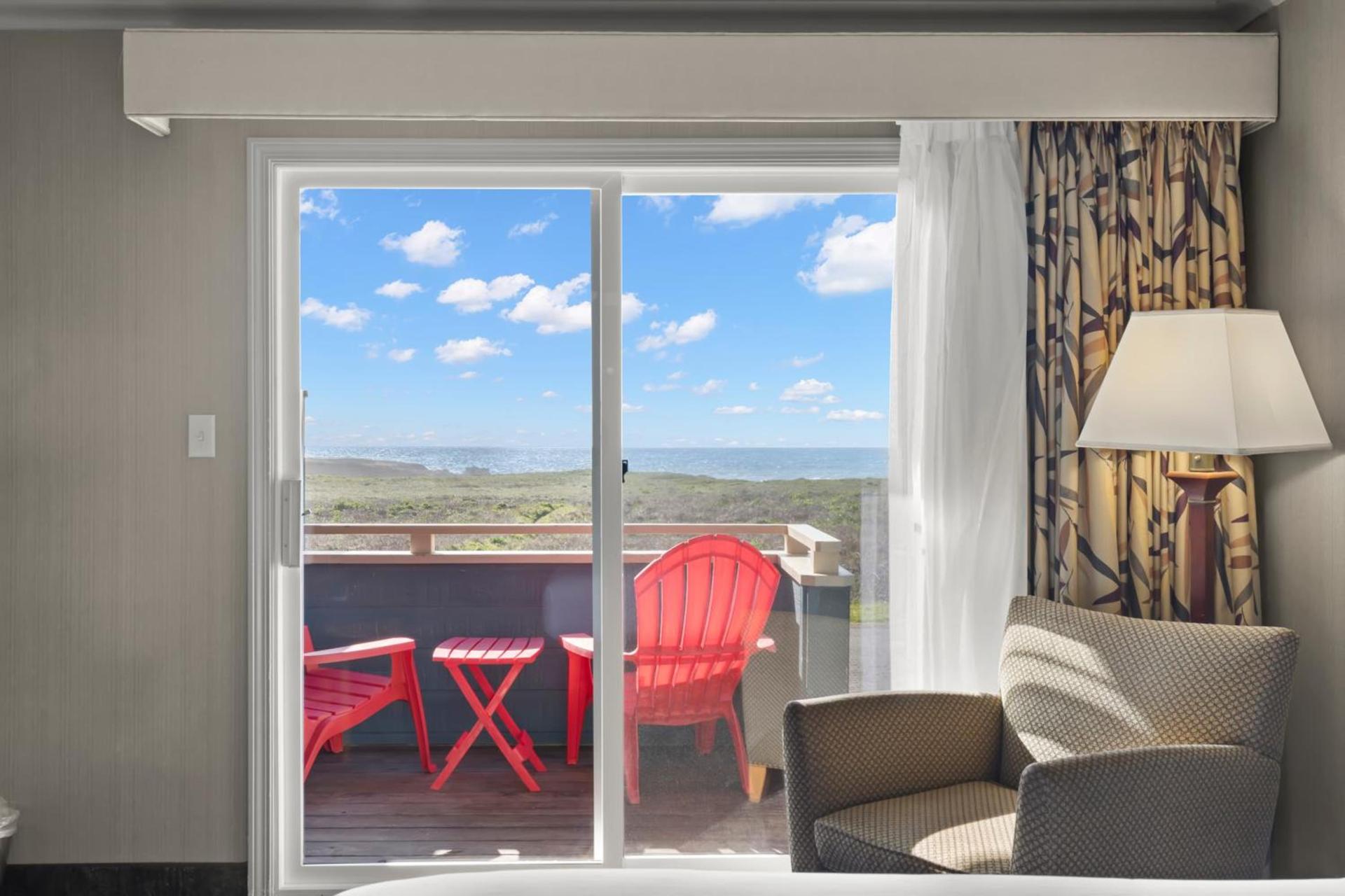 Surf and Sand Lodge photo 32