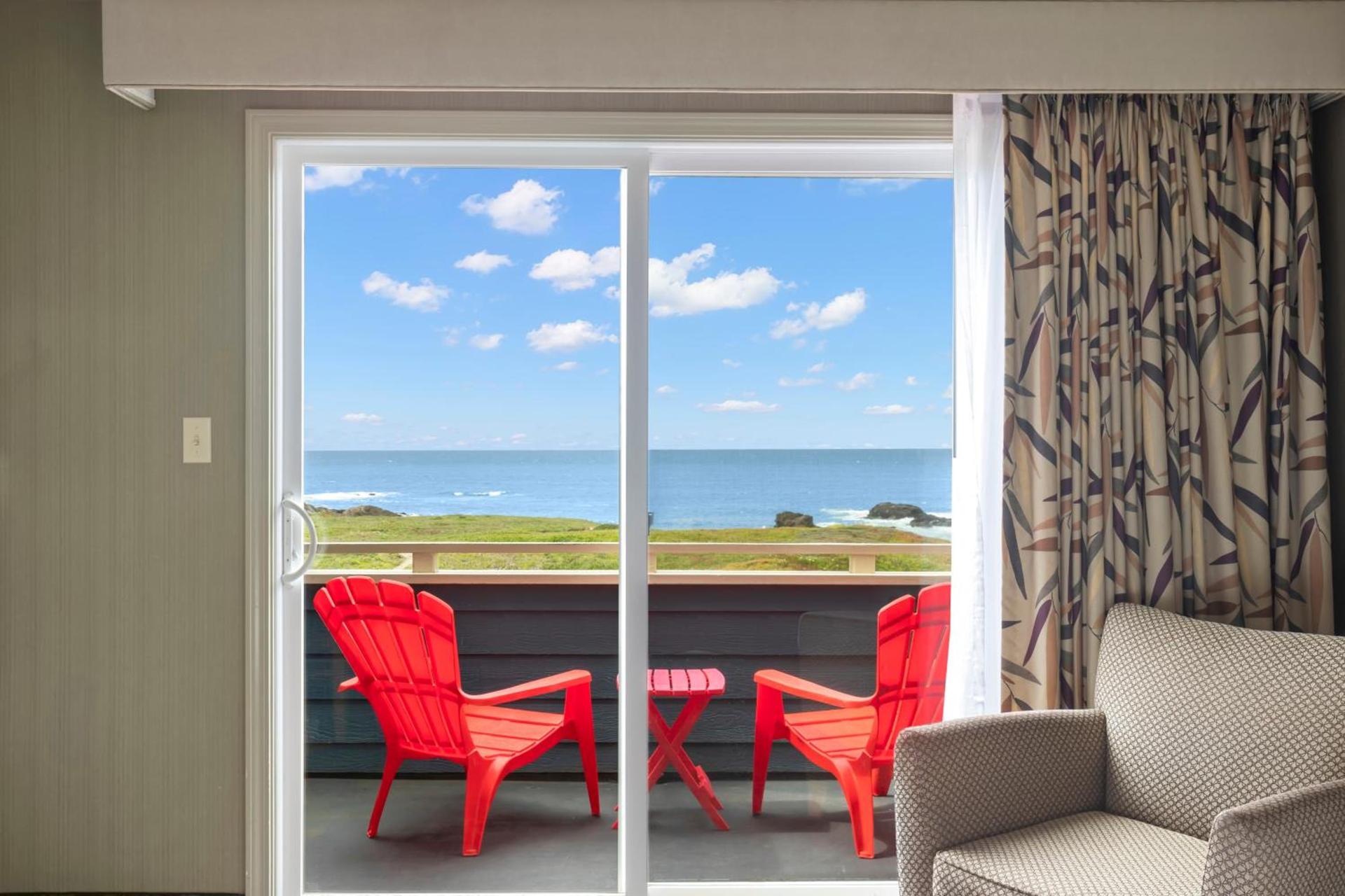 Surf and Sand Lodge photo 38