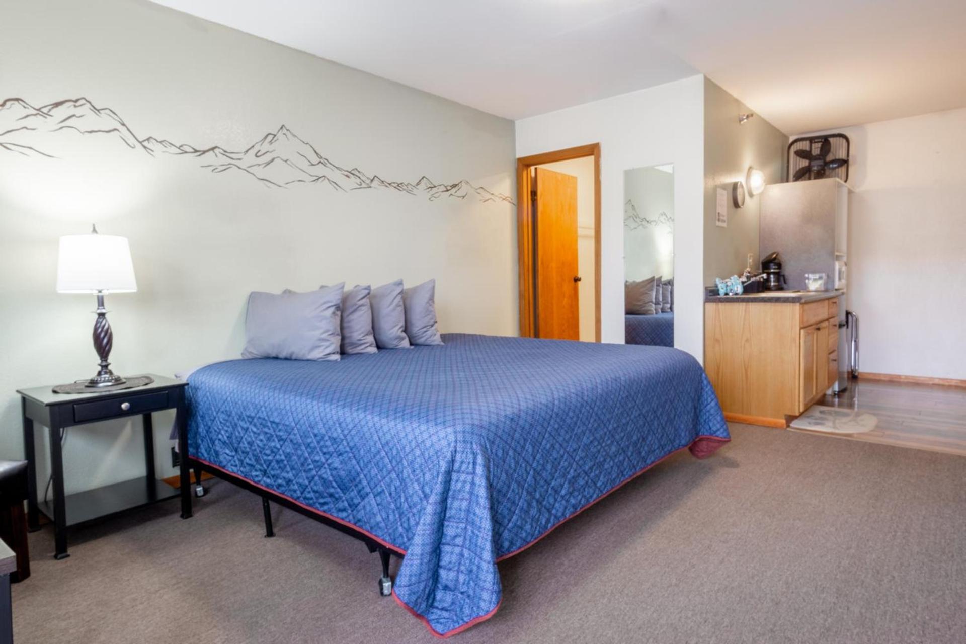 The Pioneer Motel photo 9