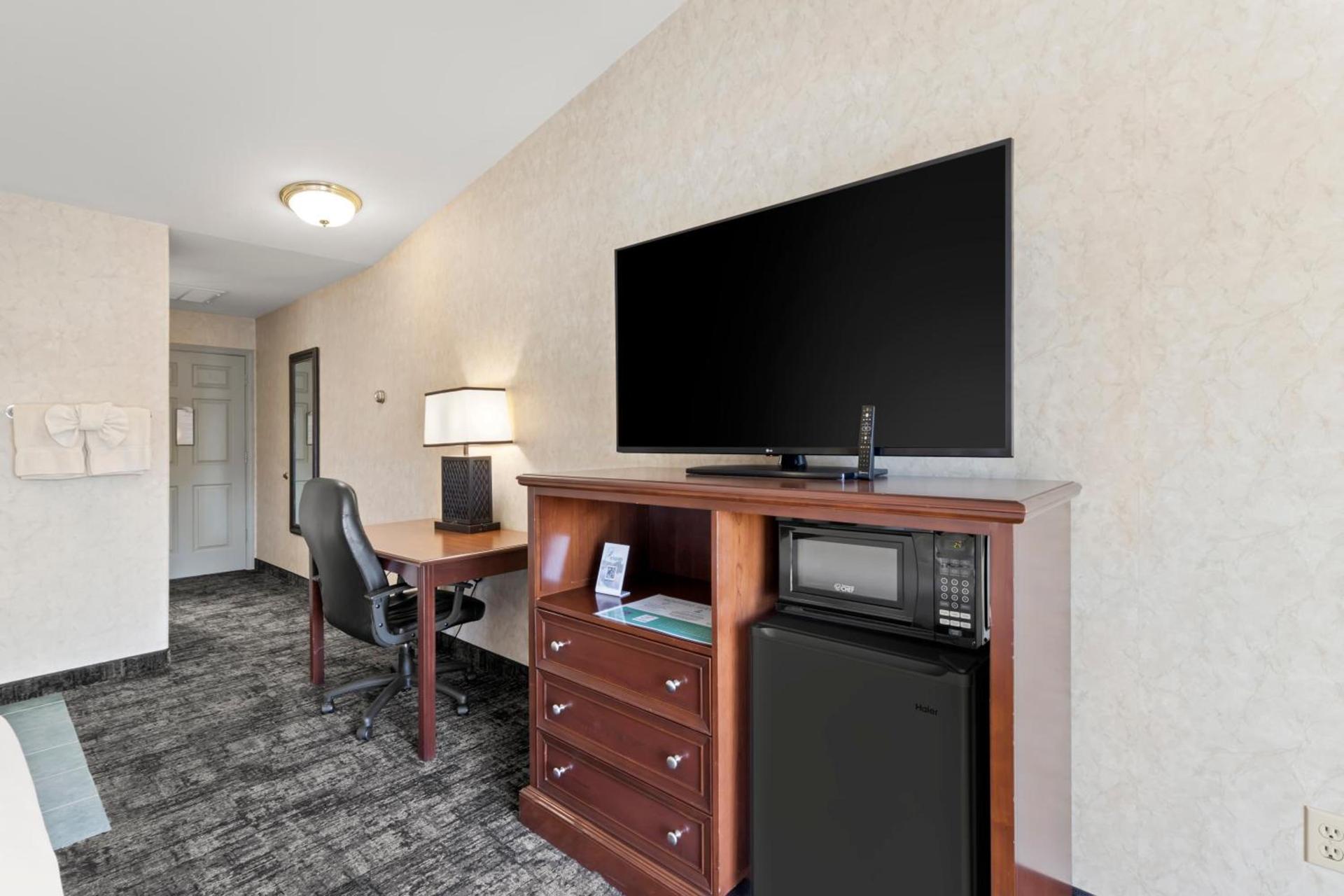 Beach House Inn photo 25