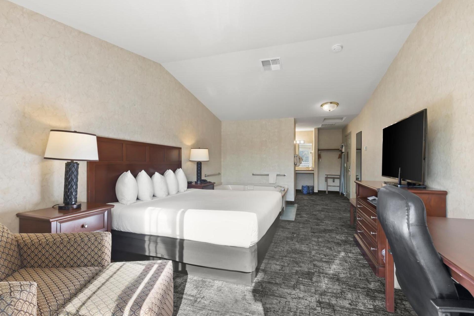 Beach House Inn photo 23