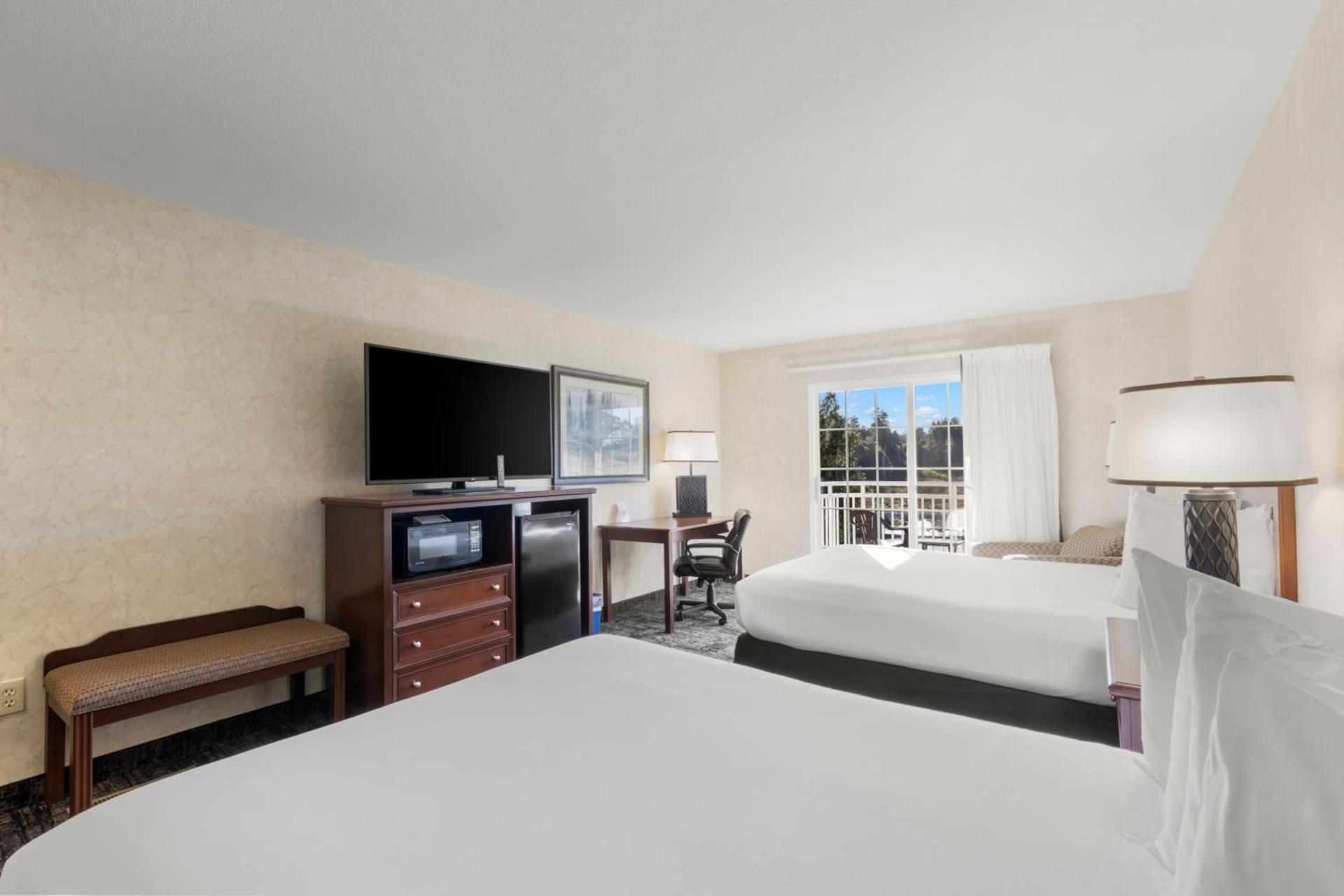 Beach House Inn photo 34