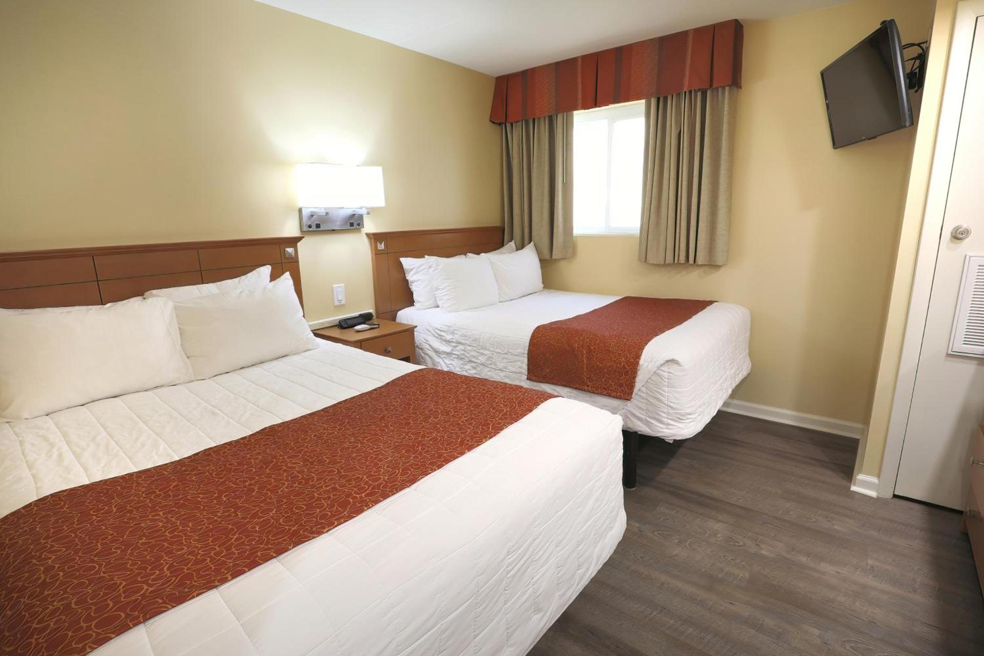 Fleur de Lis Beach Motel photo 47