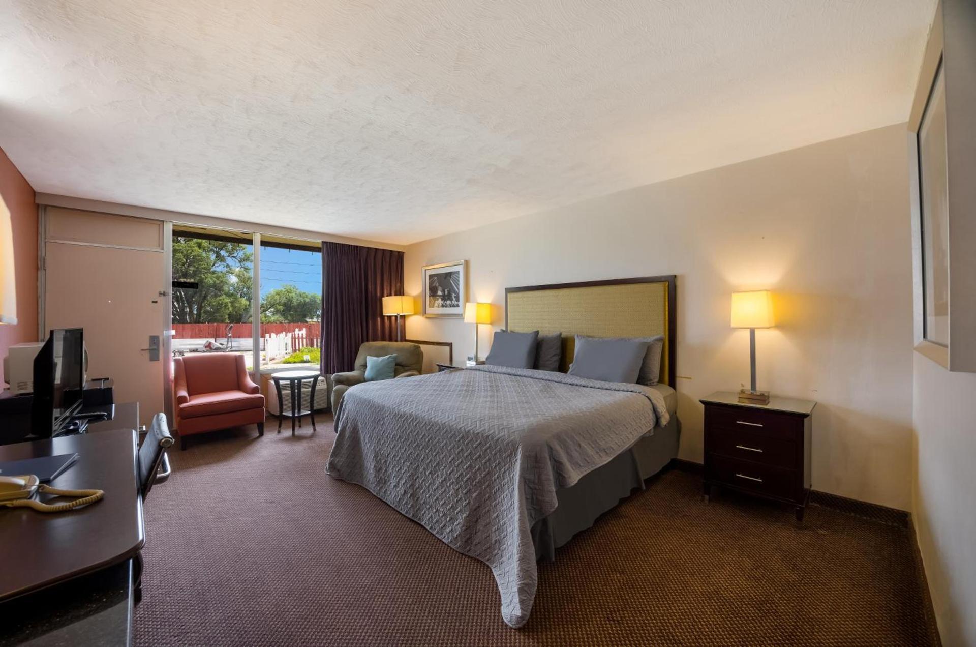 Travelodge by Wyndham Oakley photo 16