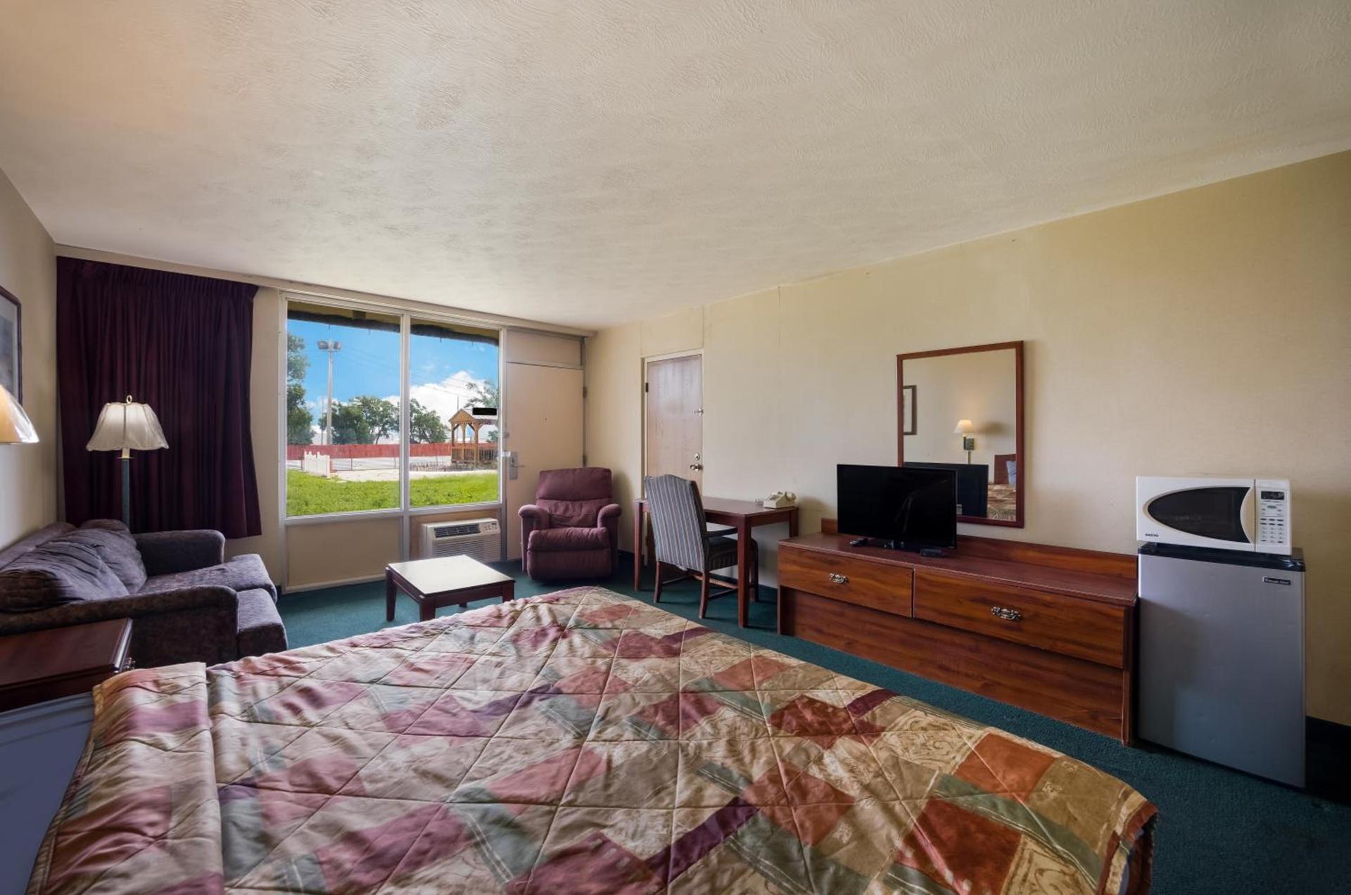 Travelodge by Wyndham Oakley photo 27