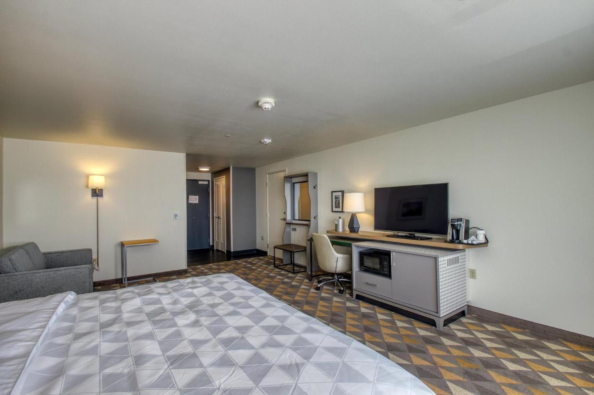Holiday Inn - Appleton by IHG photo 12