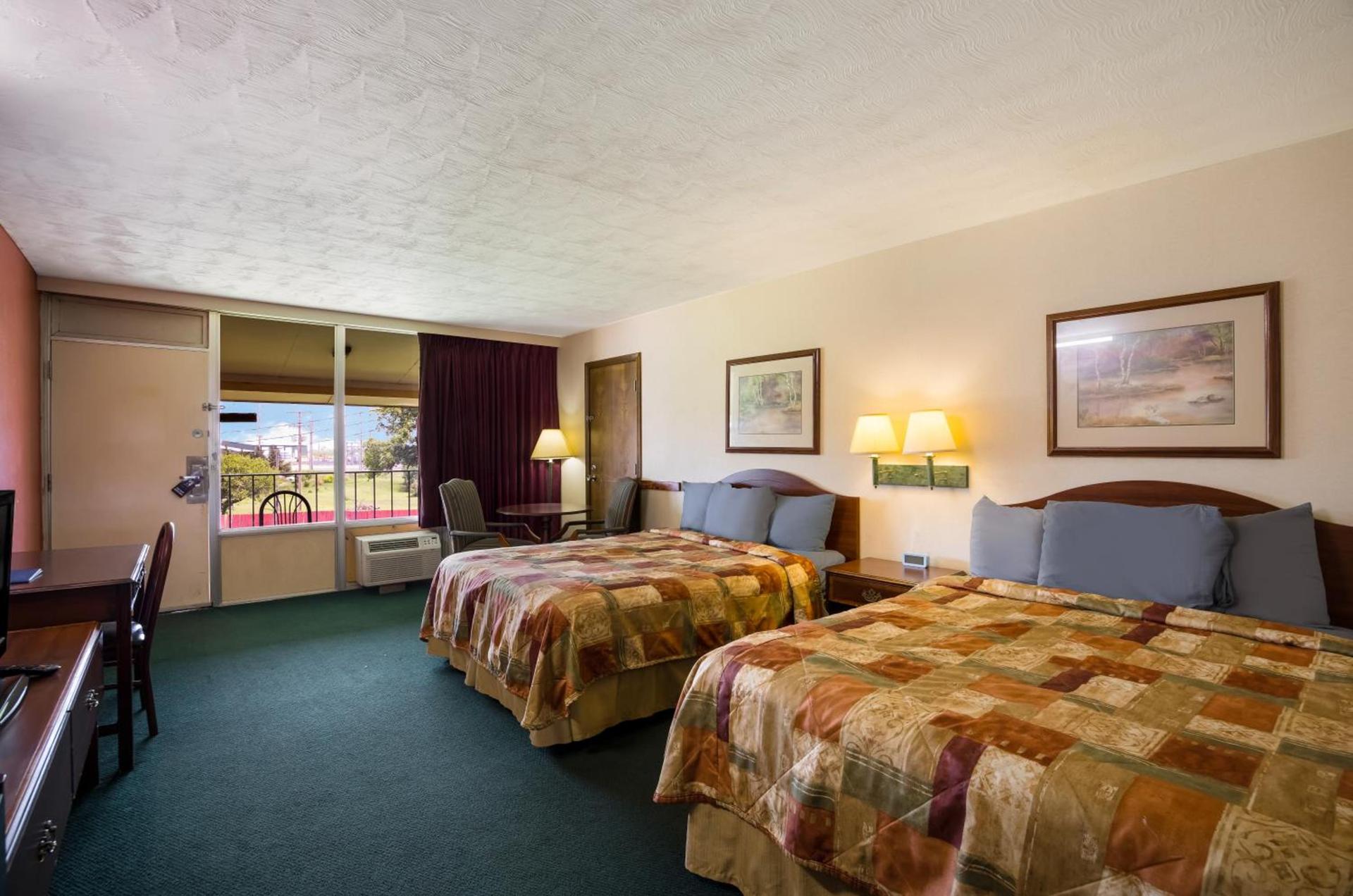 Travelodge by Wyndham Oakley photo 40