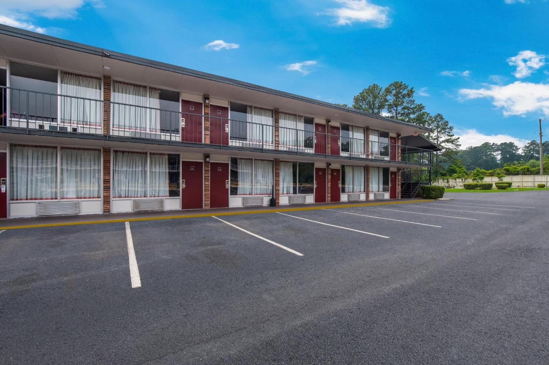Red Roof Inn Columbia, SC Airport photo 5