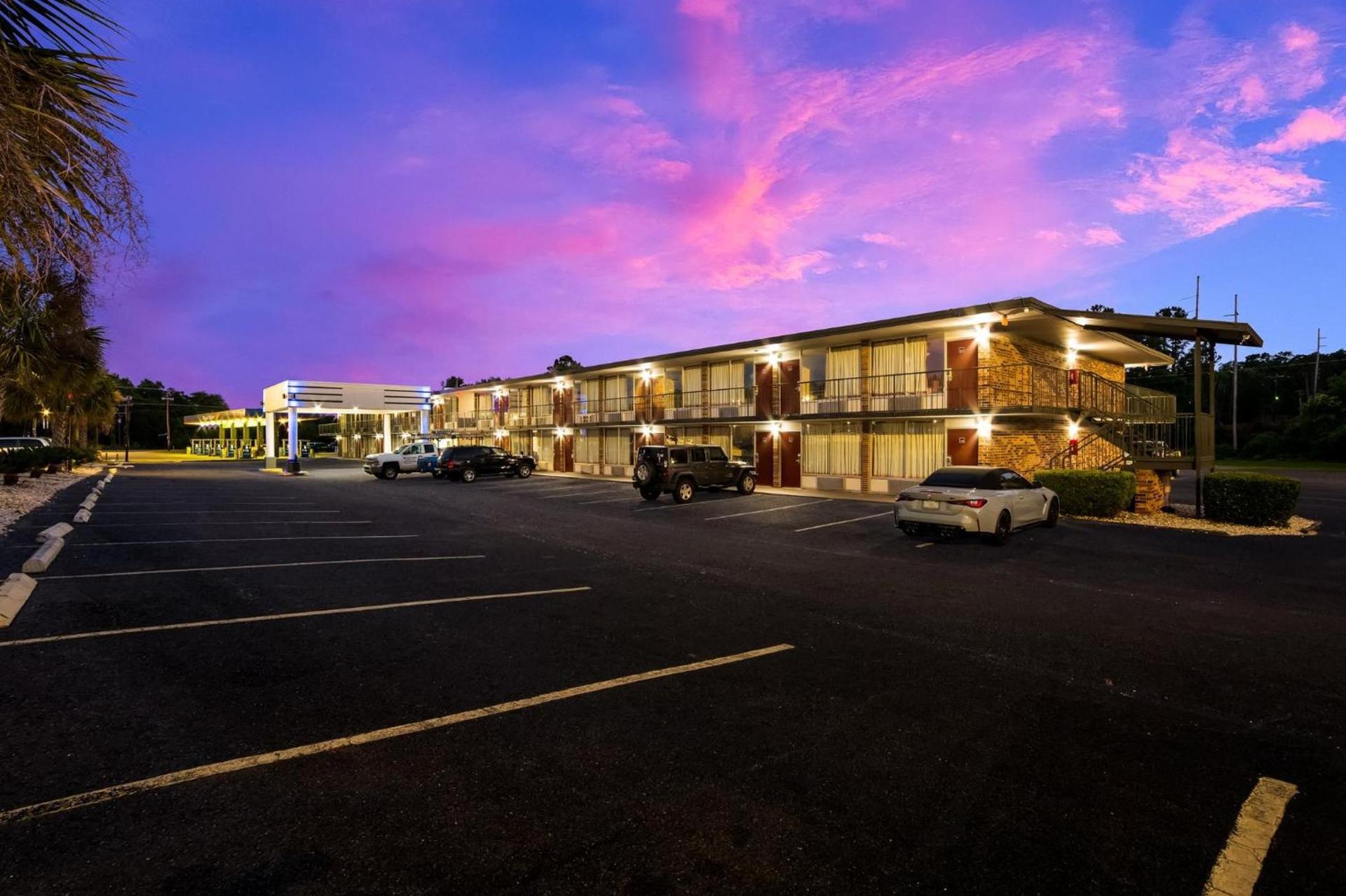 Red Roof Inn Columbia, SC Airport photo 9