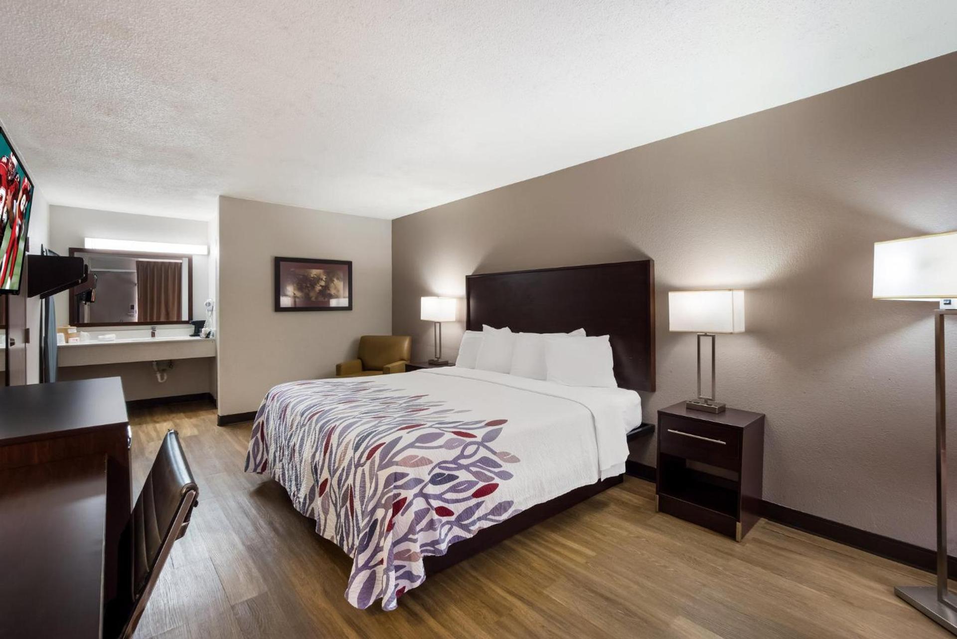 Red Roof Inn Columbia, SC Airport photo 22