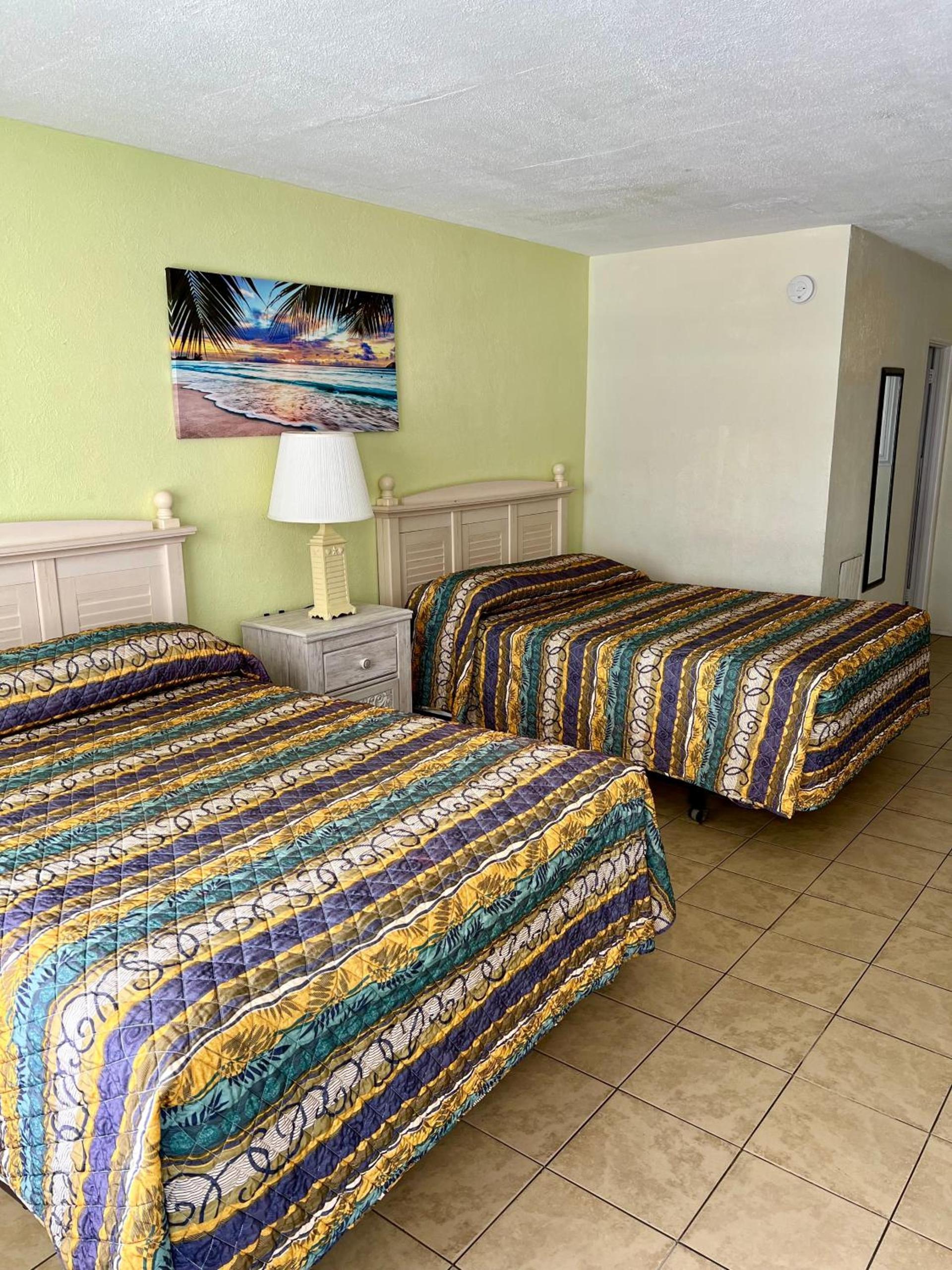 Beach Colony Motel photo 70