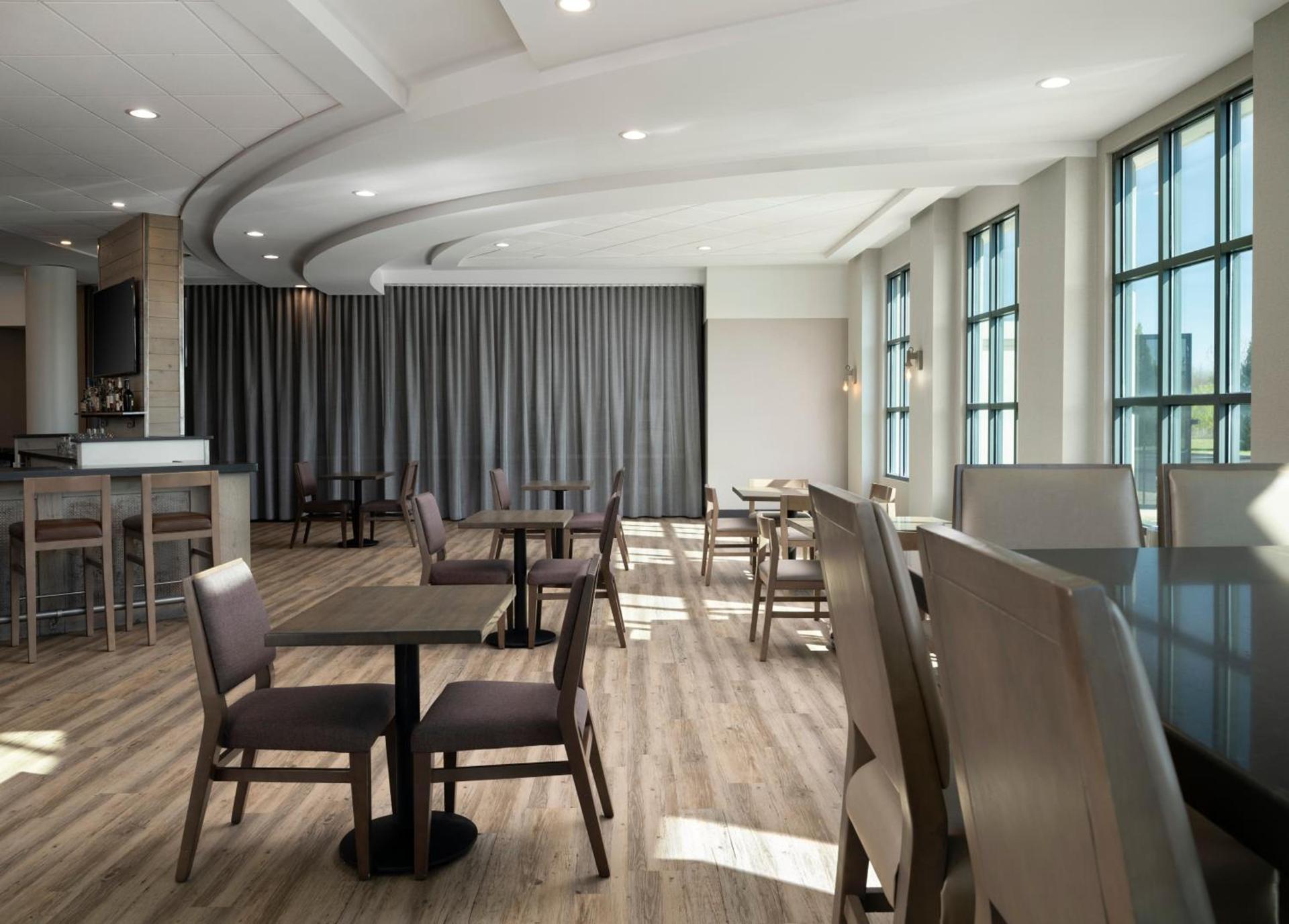 Holiday Inn - Cincinnati - Liberty Way by IHG photo 12