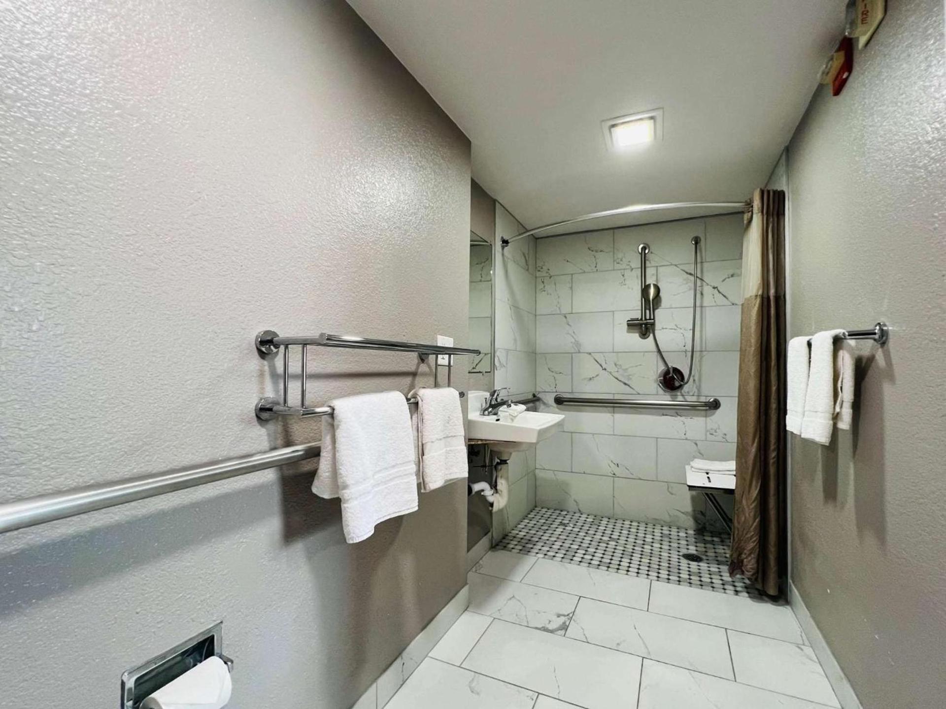 Motel 6-La Mesa, CA - San Diego photo 7
