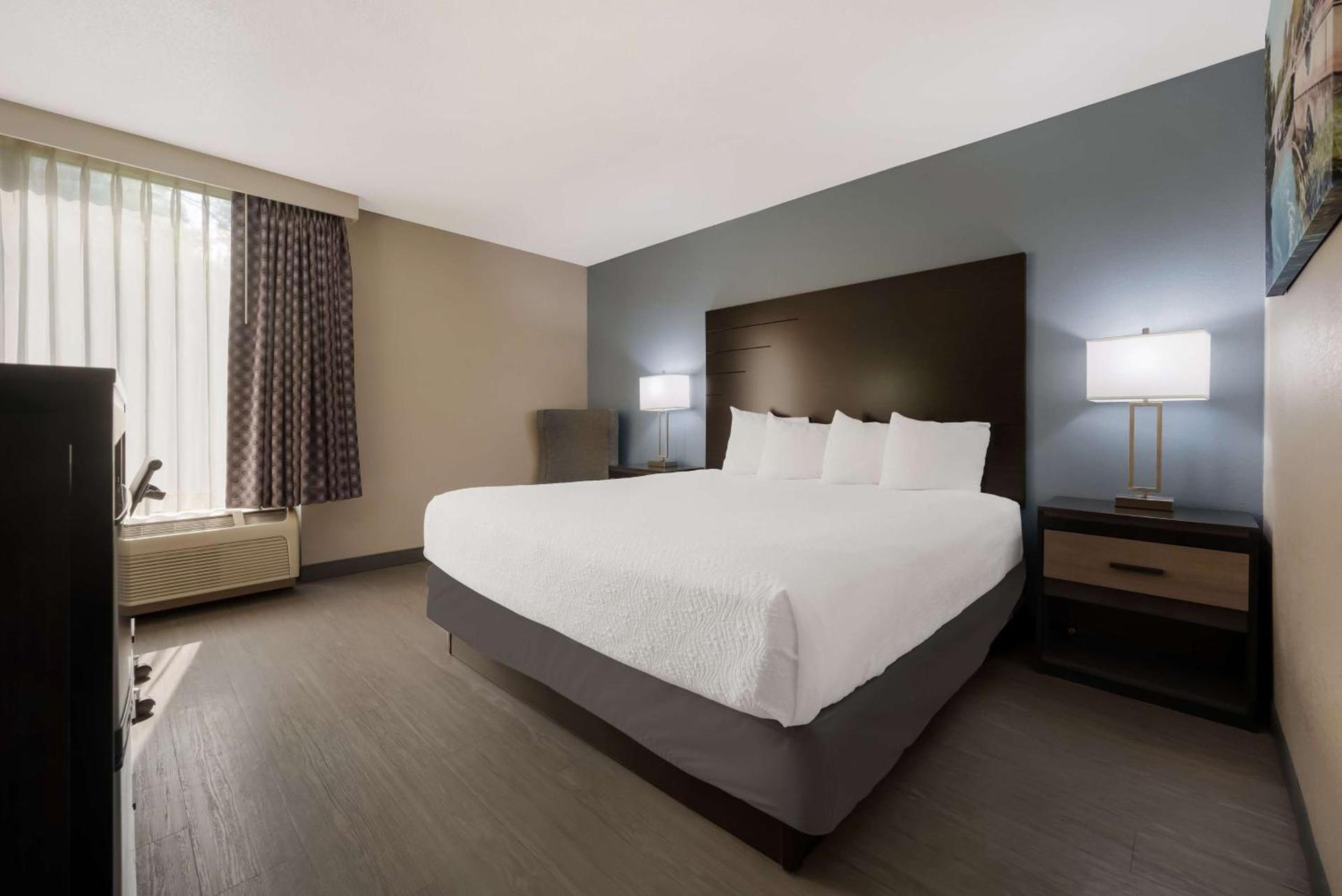 Best Western Executive Inn photo 17