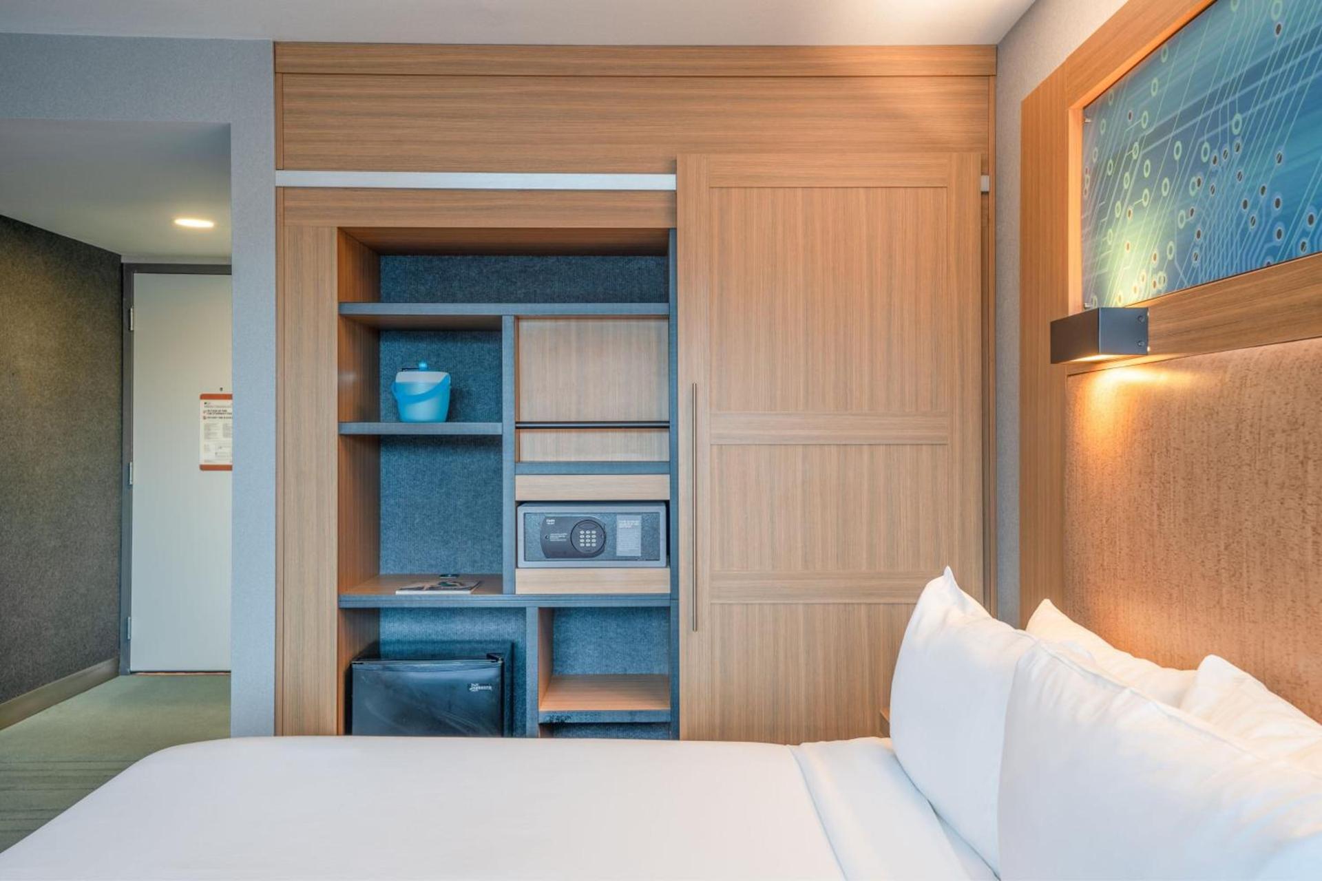 Aloft by Marriott Cupertino photo 7