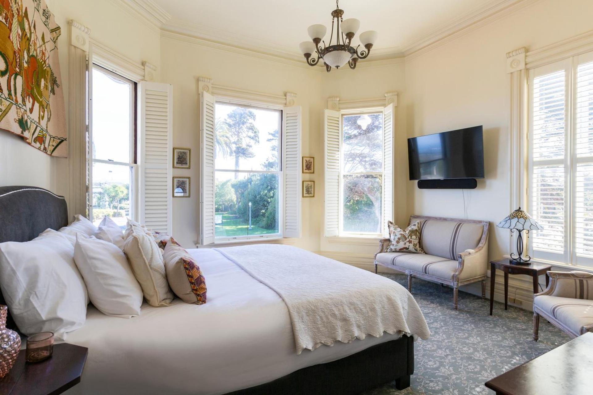 Pinc Lady Mansion photo 45