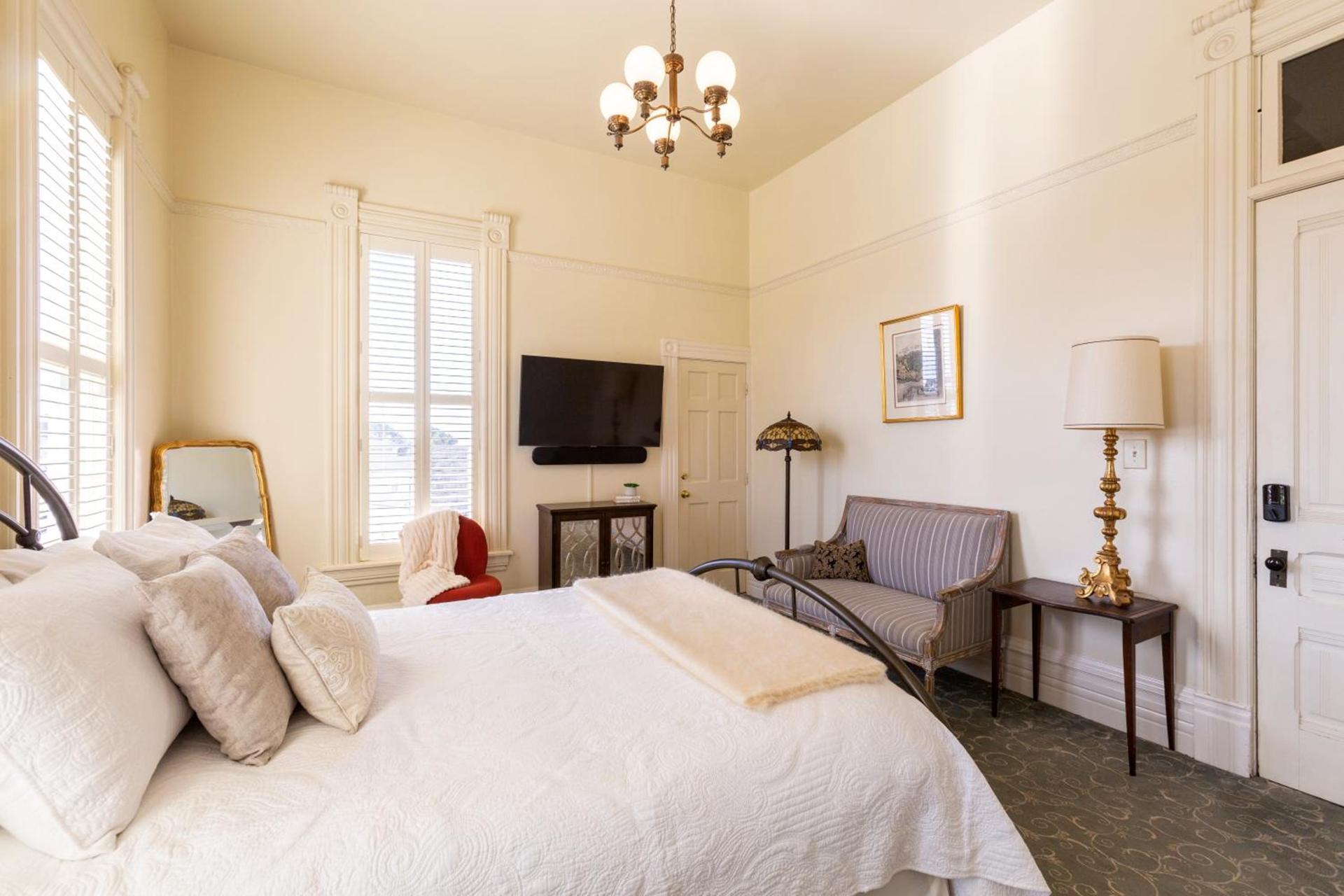 Pinc Lady Mansion photo 42