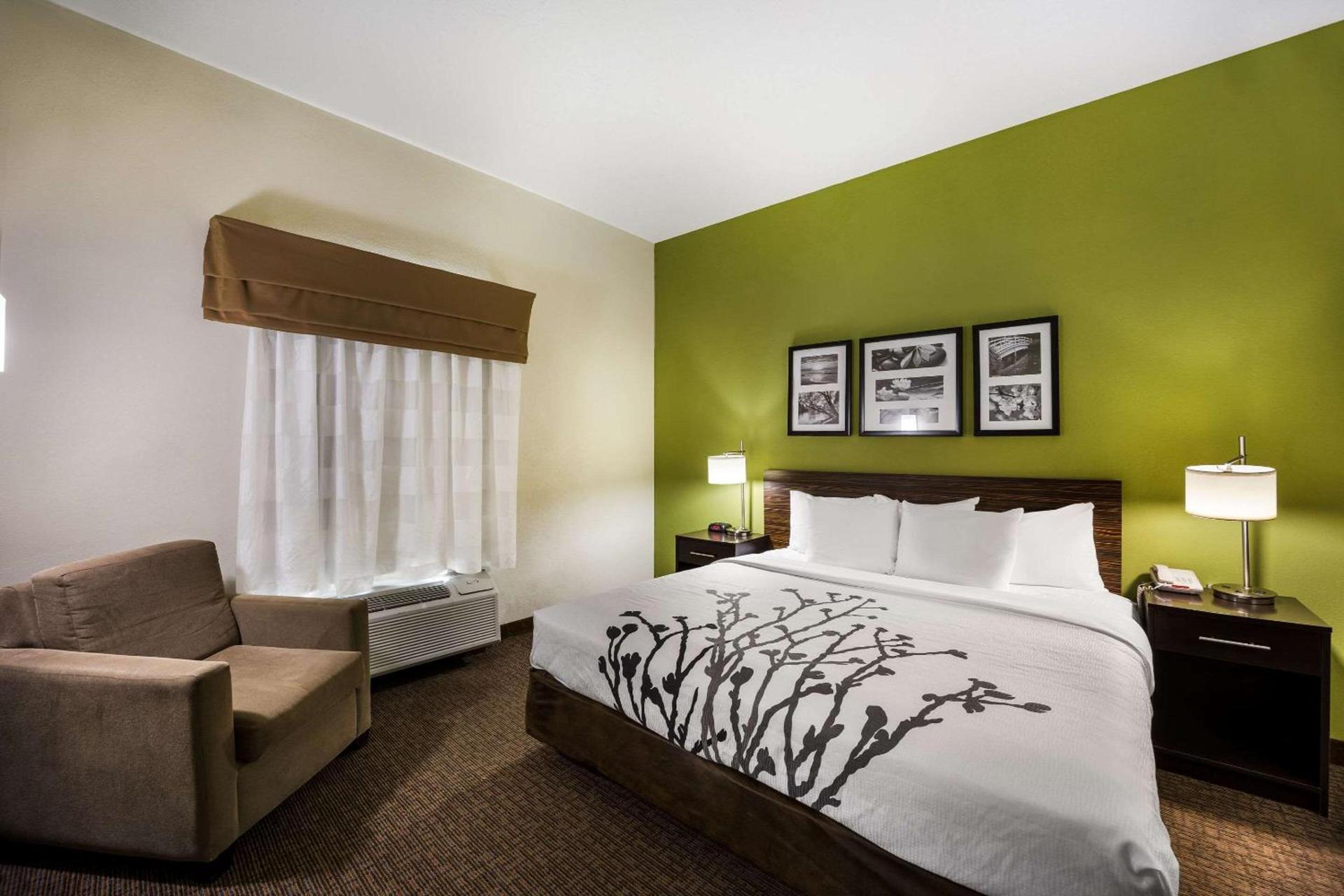 Sleep Inn & Suites Valdosta Mall Area photo 25